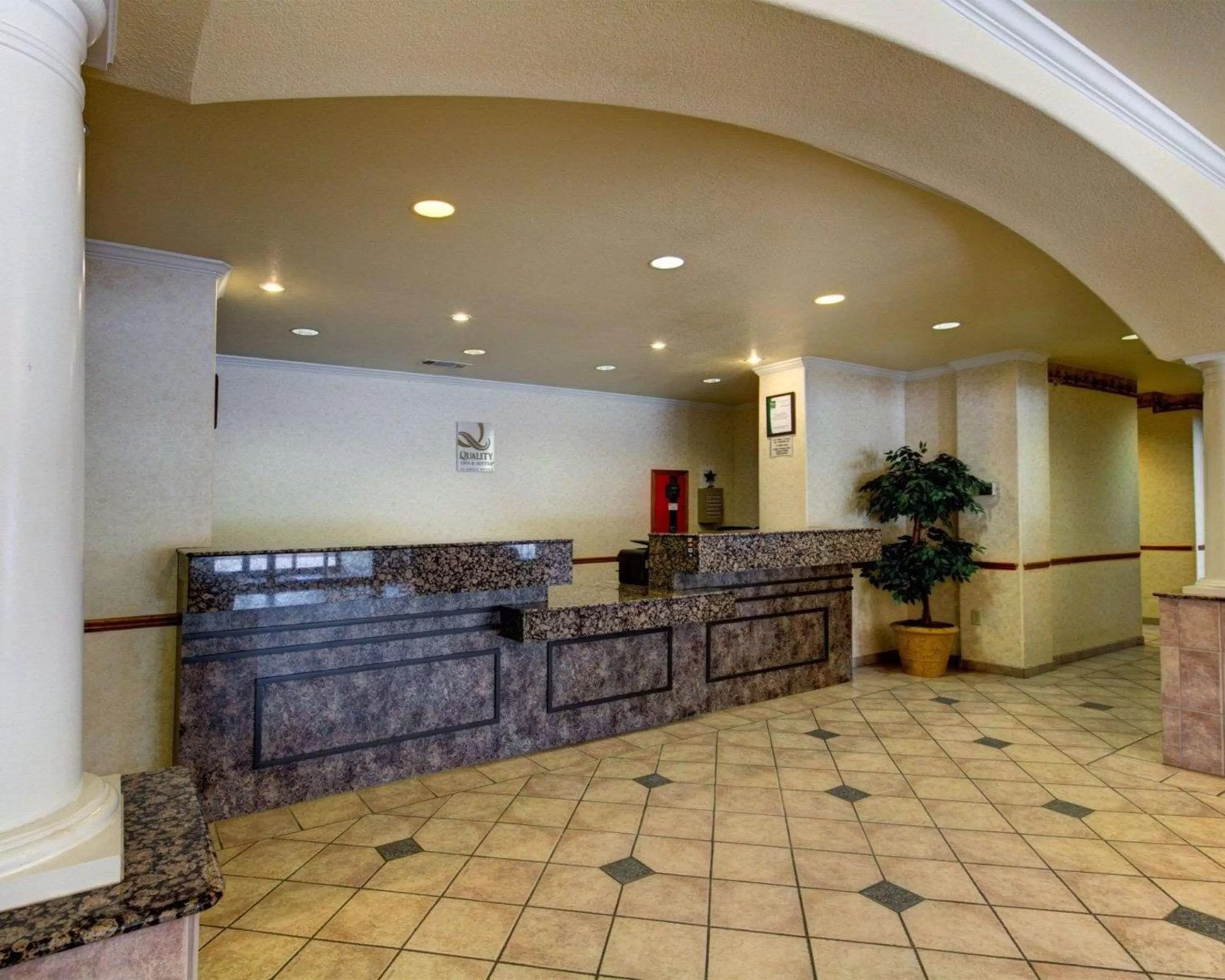 Lobby or reception in Quality Inn & Suites Glen Rose