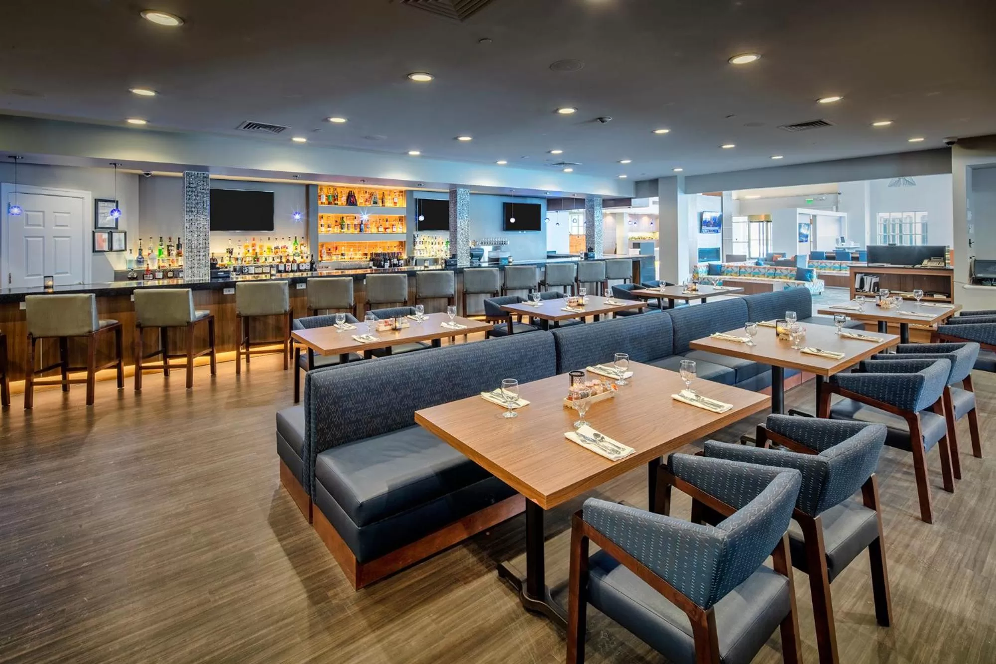 Restaurant/places to eat in Collegian Hotel & Suites, Trademark Collection by Wyndham