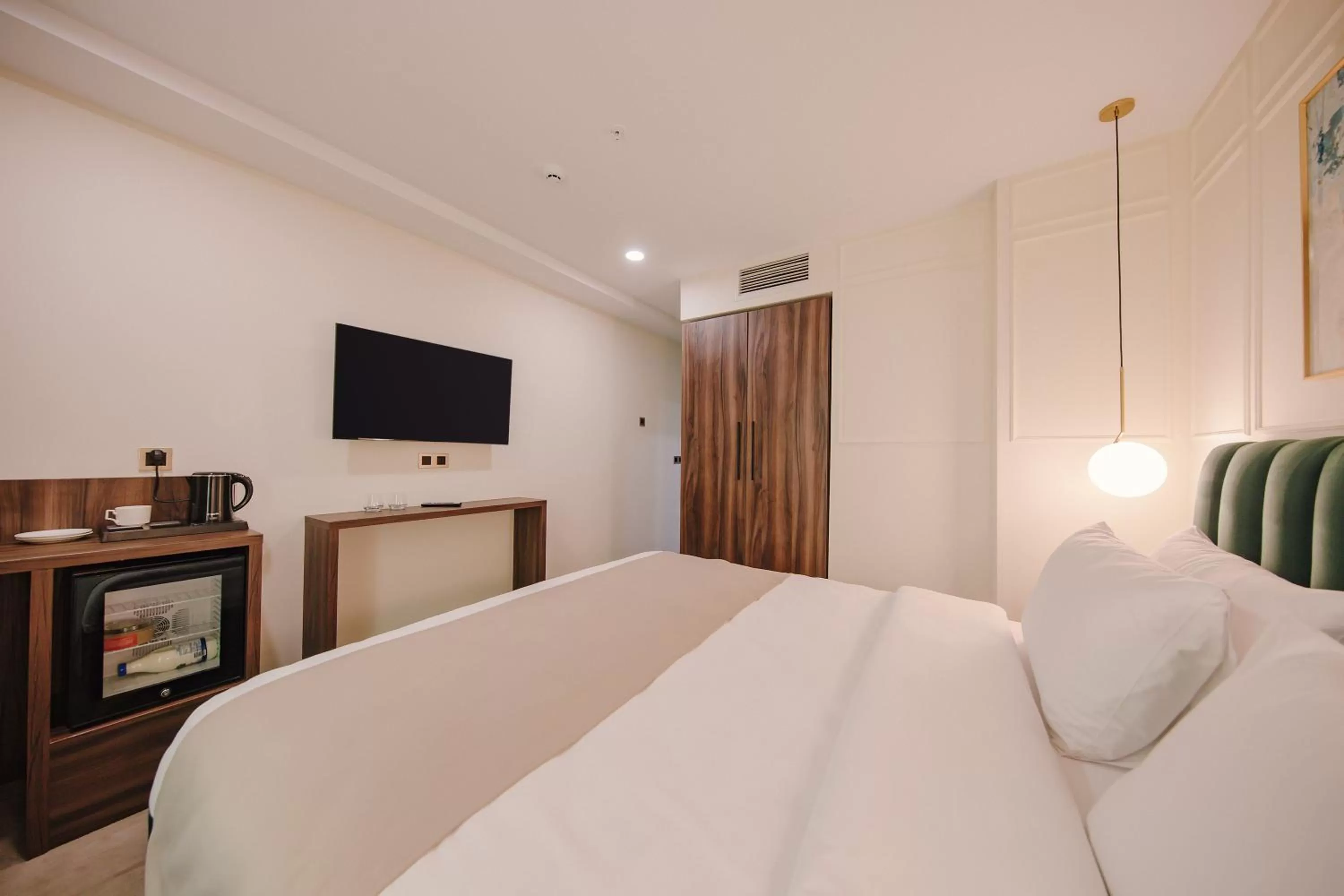 Photo of the whole room, Bed in Orden Hotel