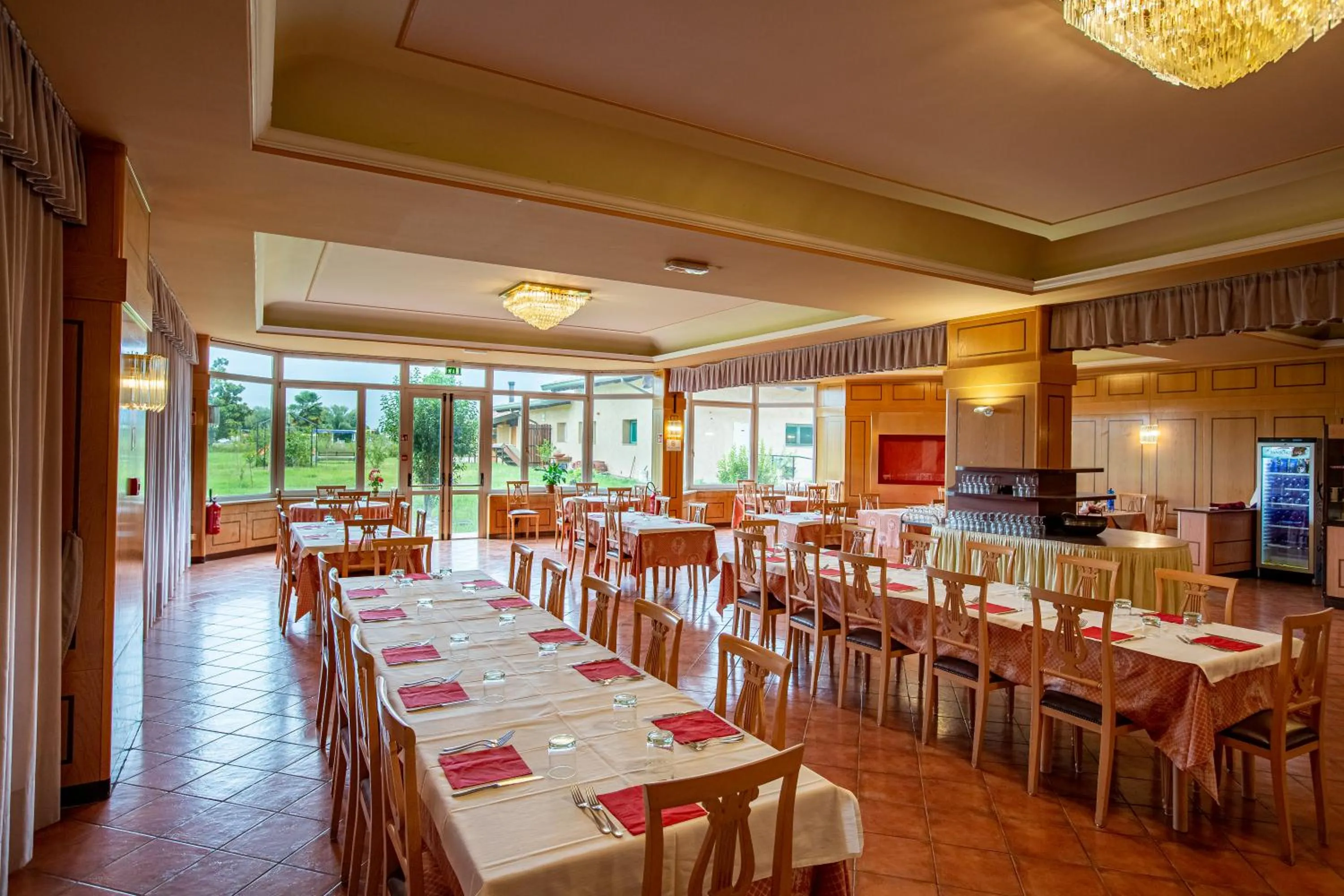 Restaurant/places to eat in Hotel Villa Strassoldo "Ex Attianese Hotel Restaurant"