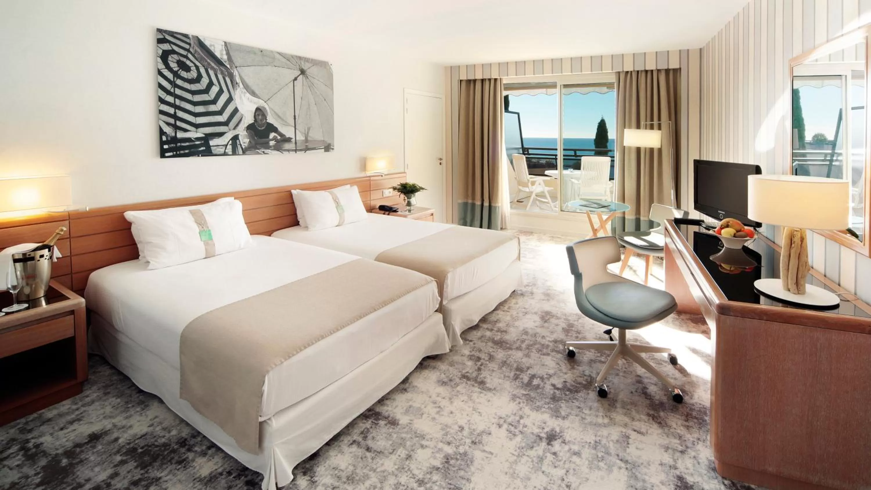 Photo of the whole room, Bed in Holiday Inn Nice - Port St Laurent by IHG