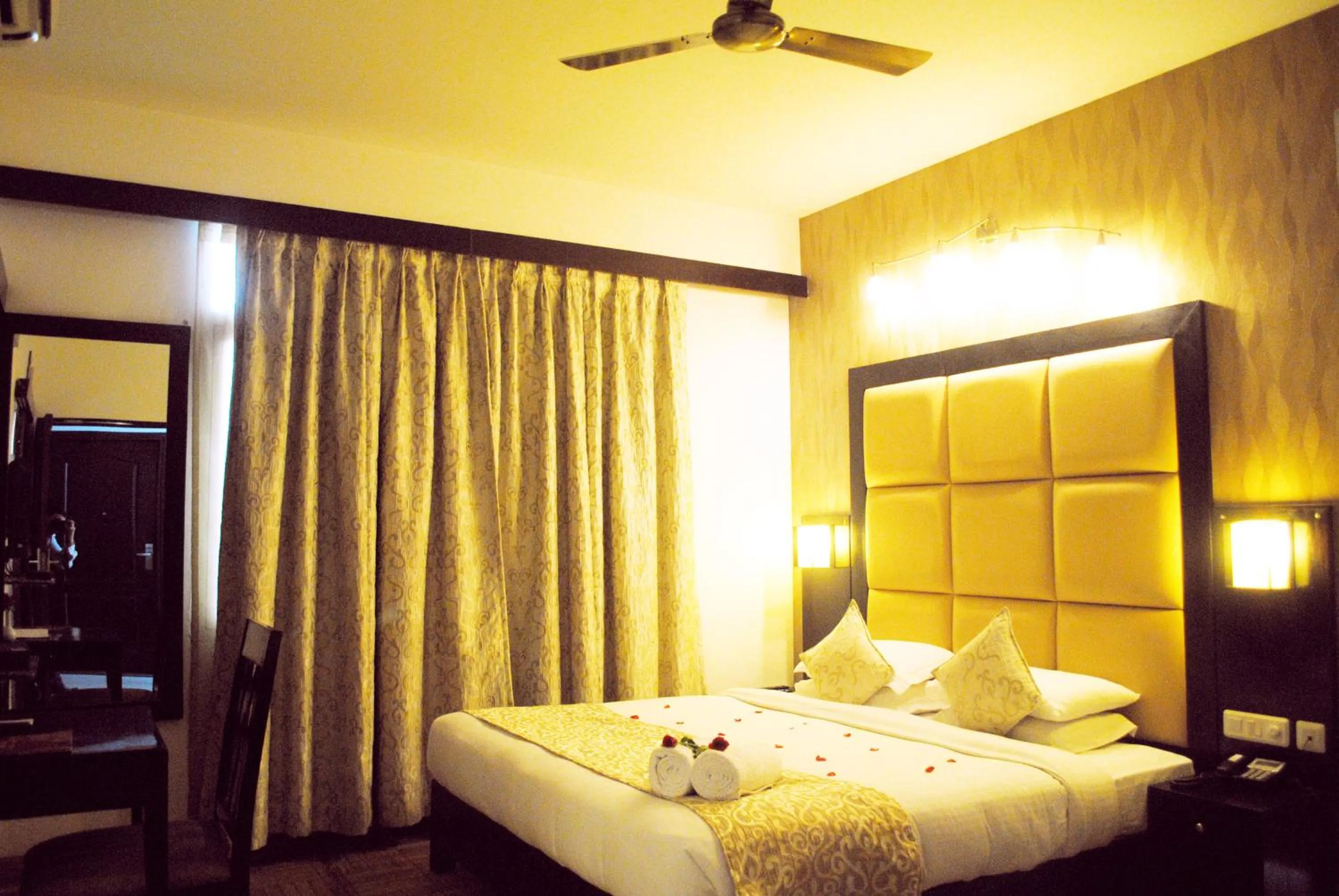 Photo of the whole room in The Park Classic