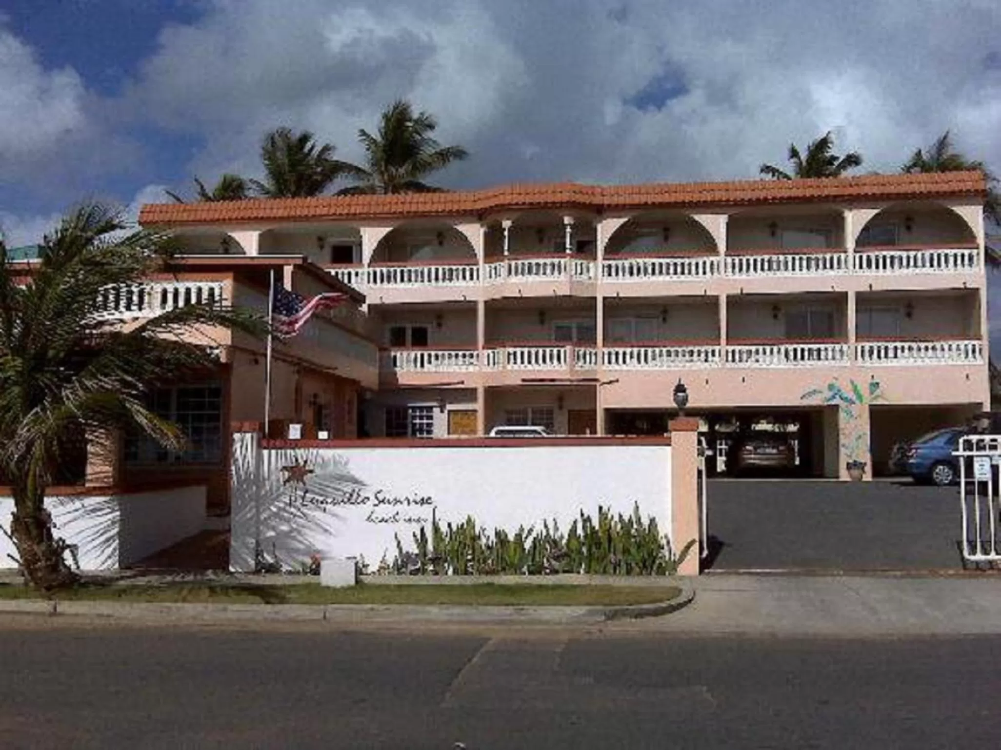 Facade/entrance in Luquillo Sunrise Beach Inn