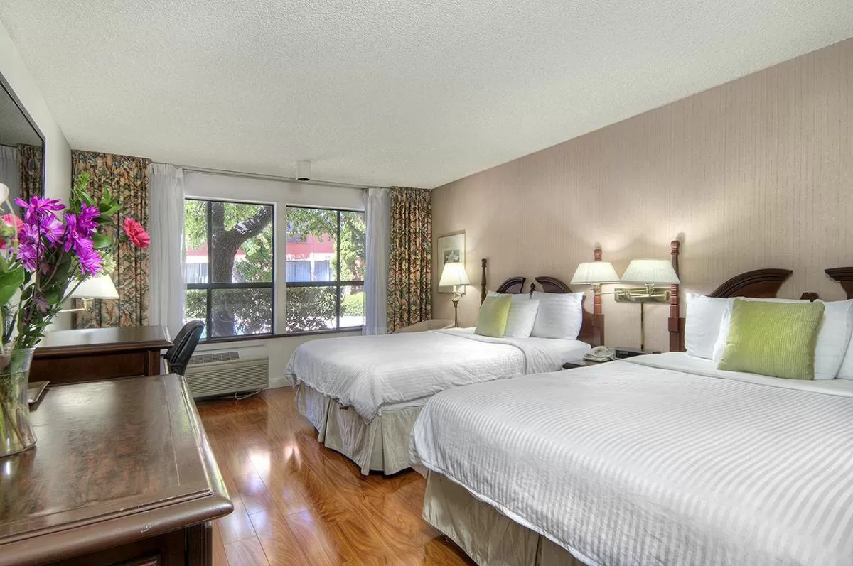 Photo of the whole room, Bed in County Inn