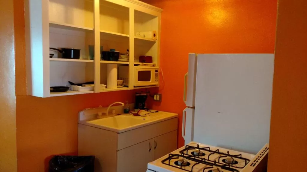 Kitchen/Kitchenette in Pelican Spa