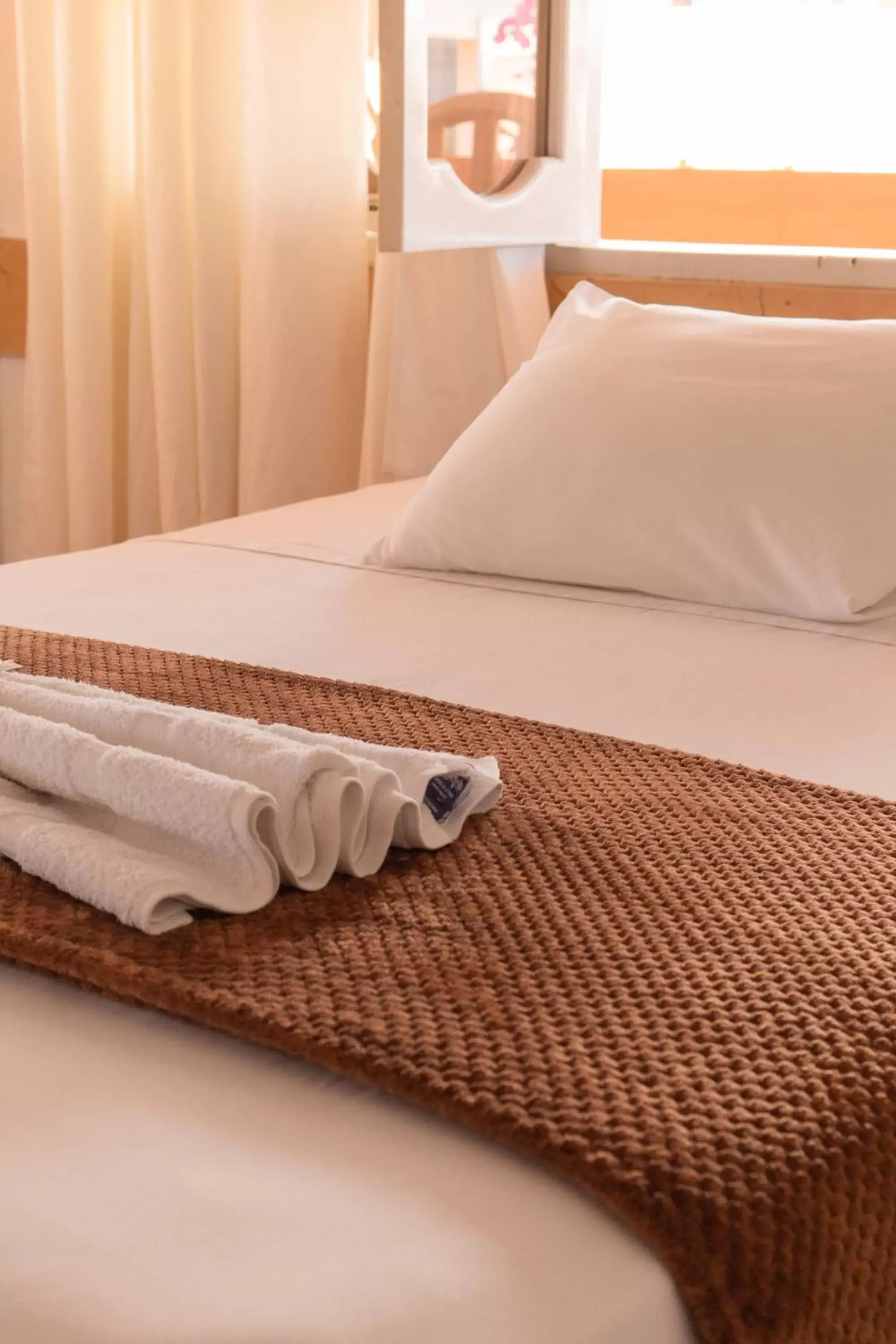 Double Room in Hotel Crossman Double Room in Hotel Crossman