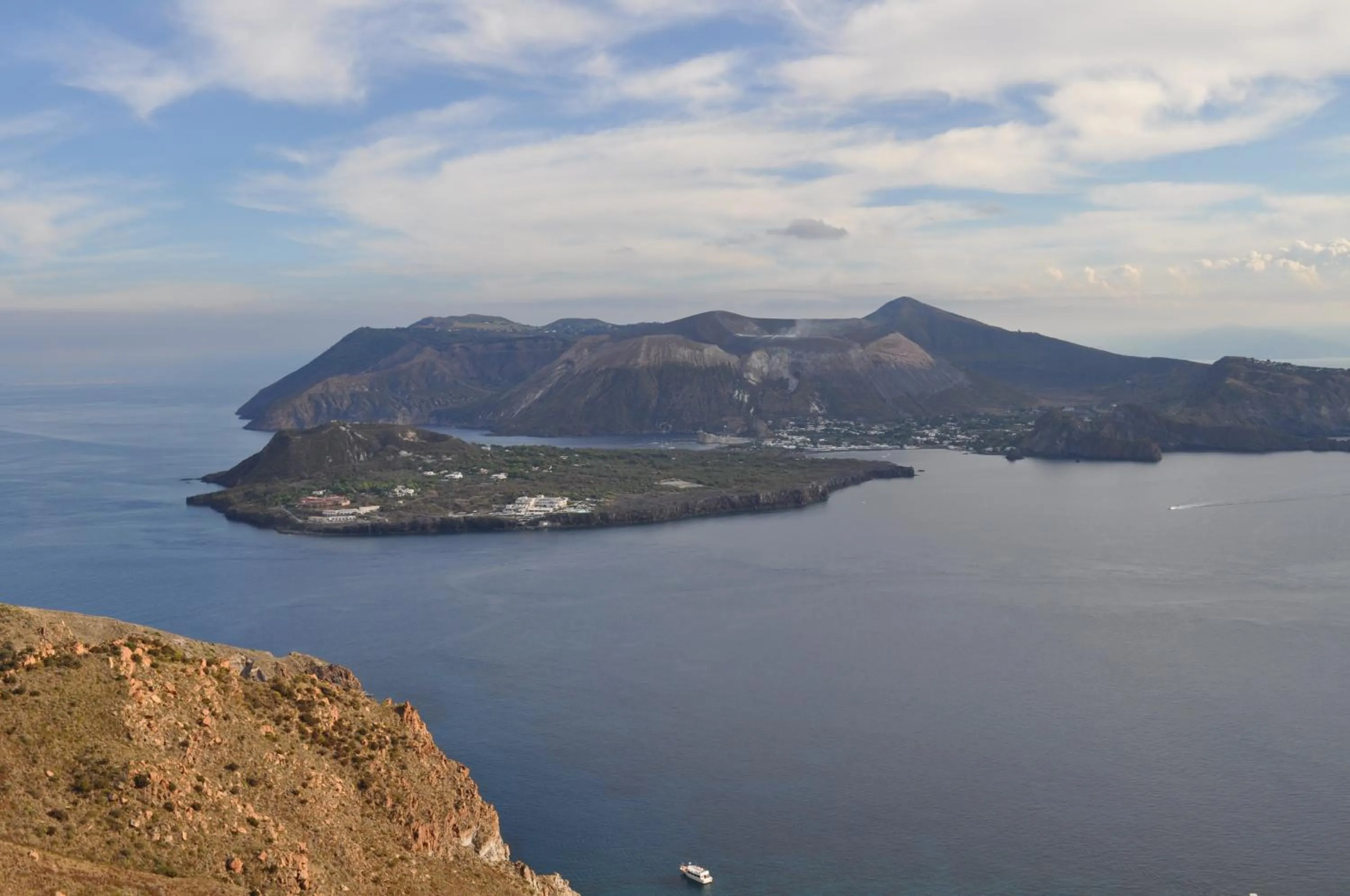 Nearby landmark in Hotel Mea - Aeolian Charme