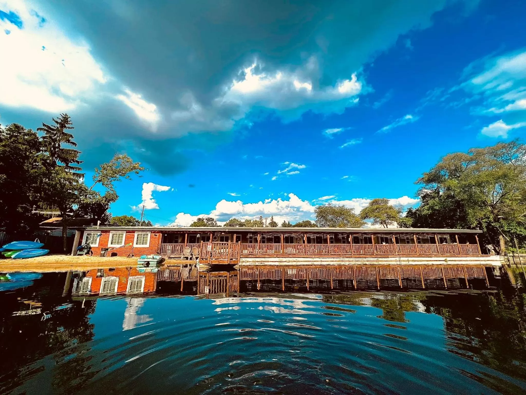 Lake view in Olde Mill Inn of Clarkston