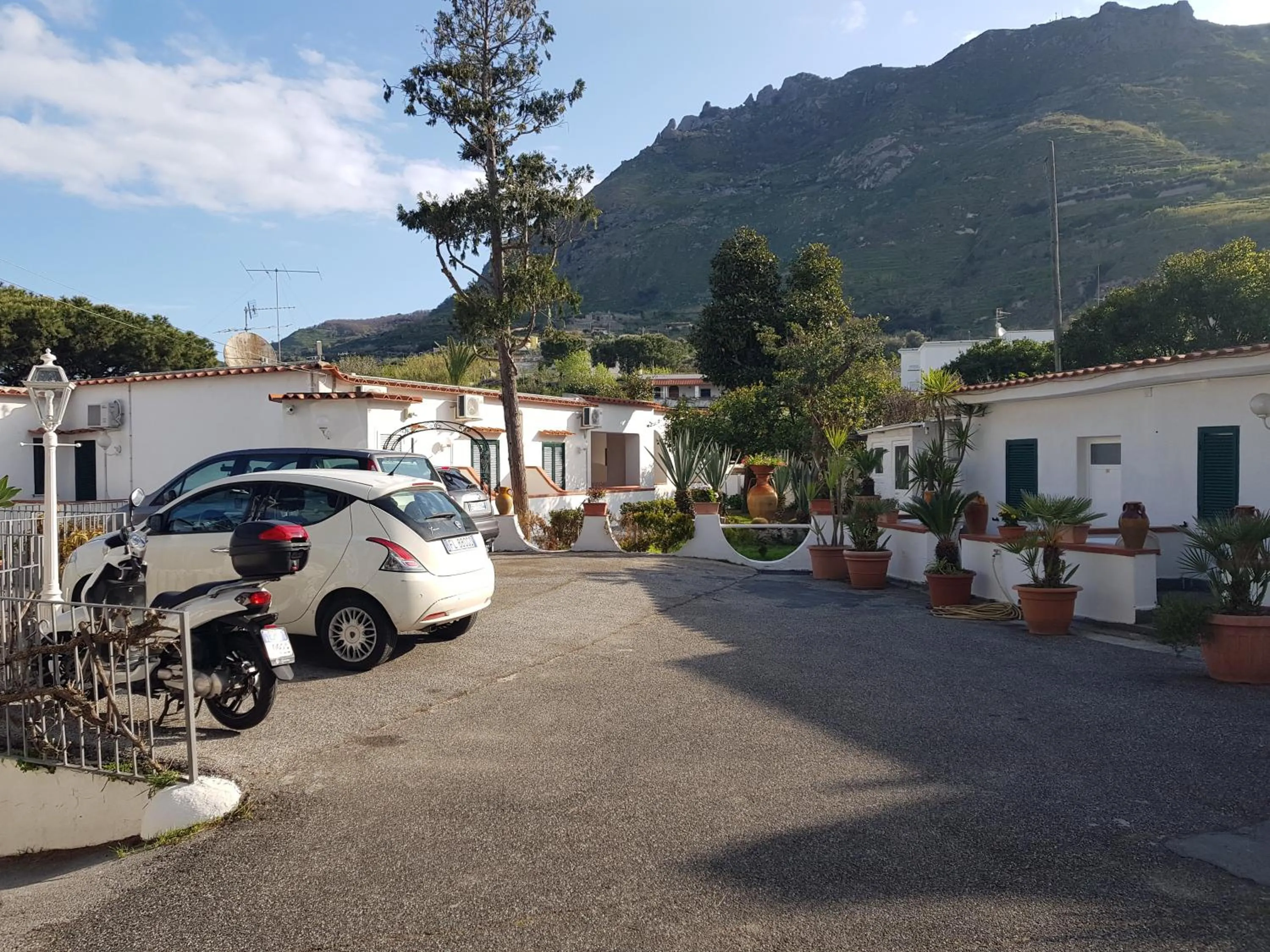 Parking in Hotel Park Calitto