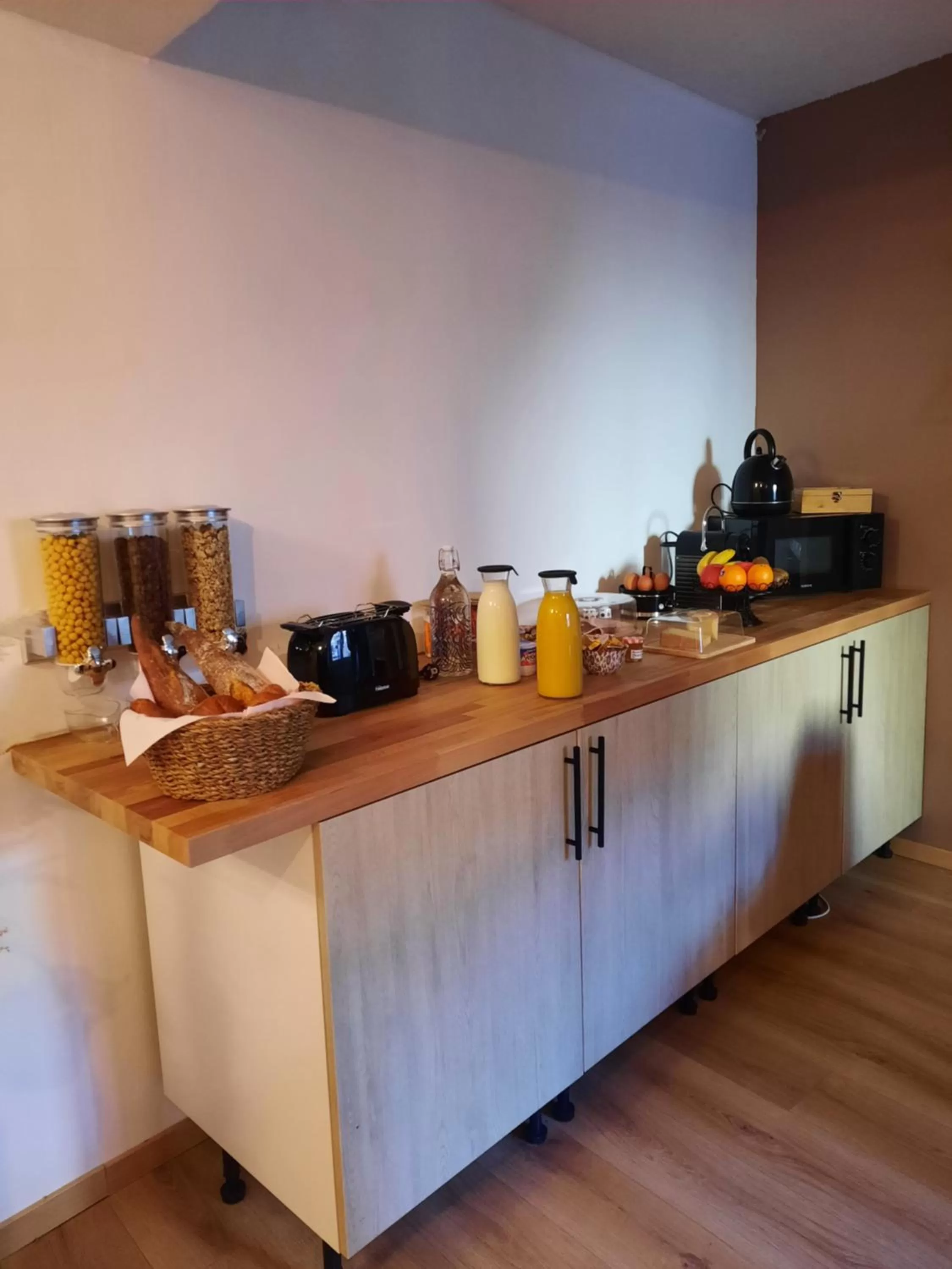 Continental breakfast in Chez collette