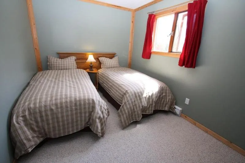 Bed in Glenogle Mountain Lodge and Spa