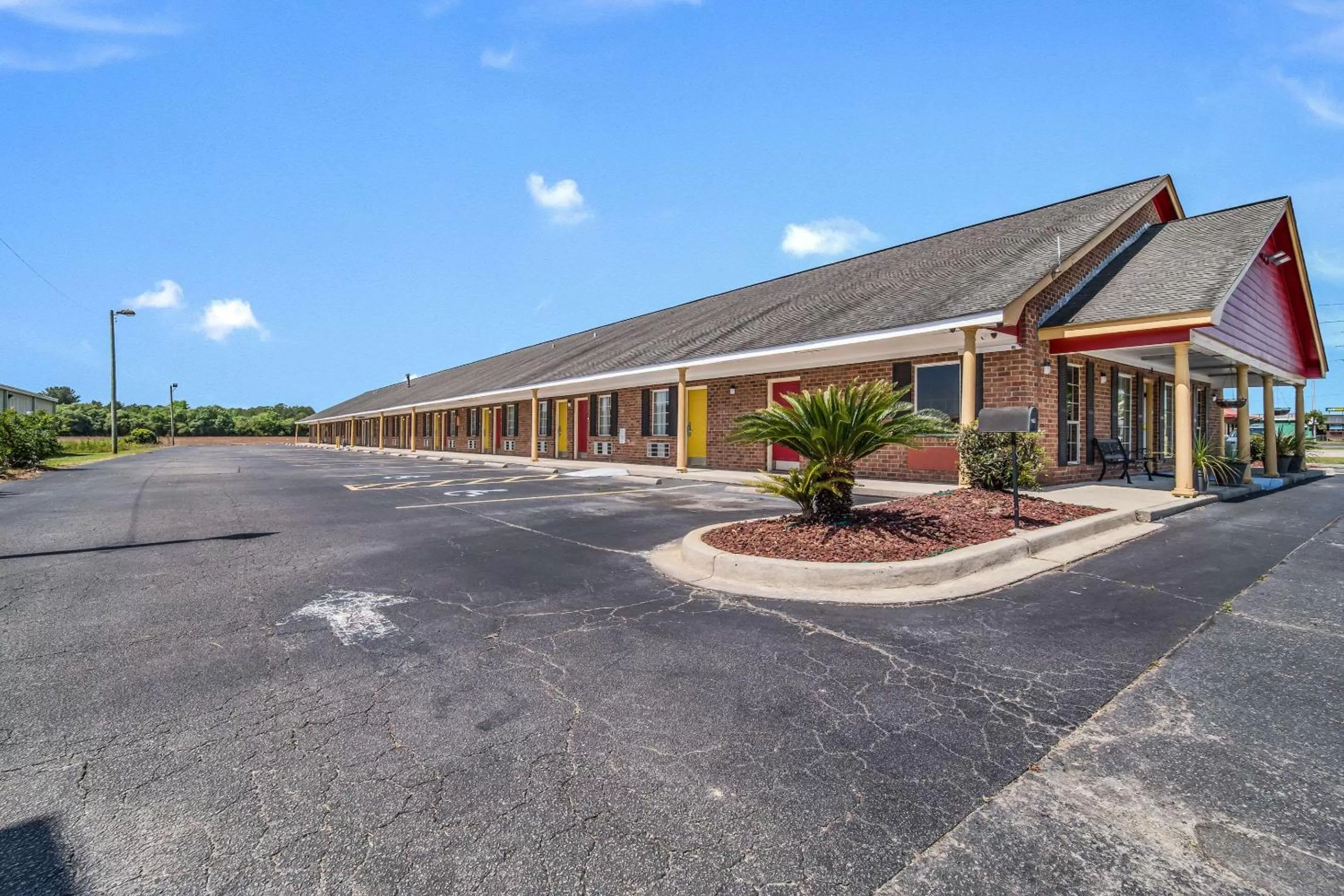 Property building in Econo Lodge Santee