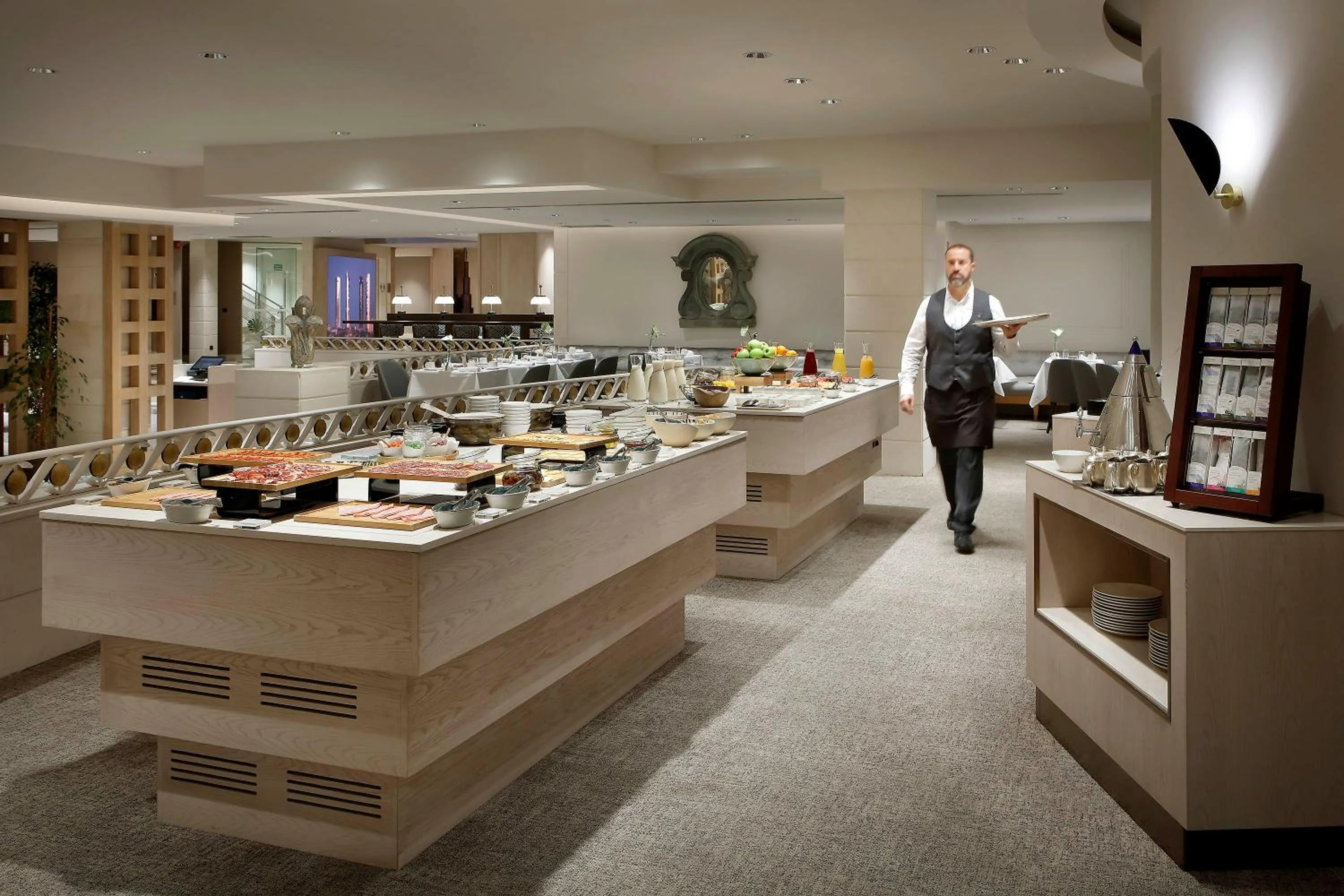 Staff in Hyatt Regency Hesperia Madrid