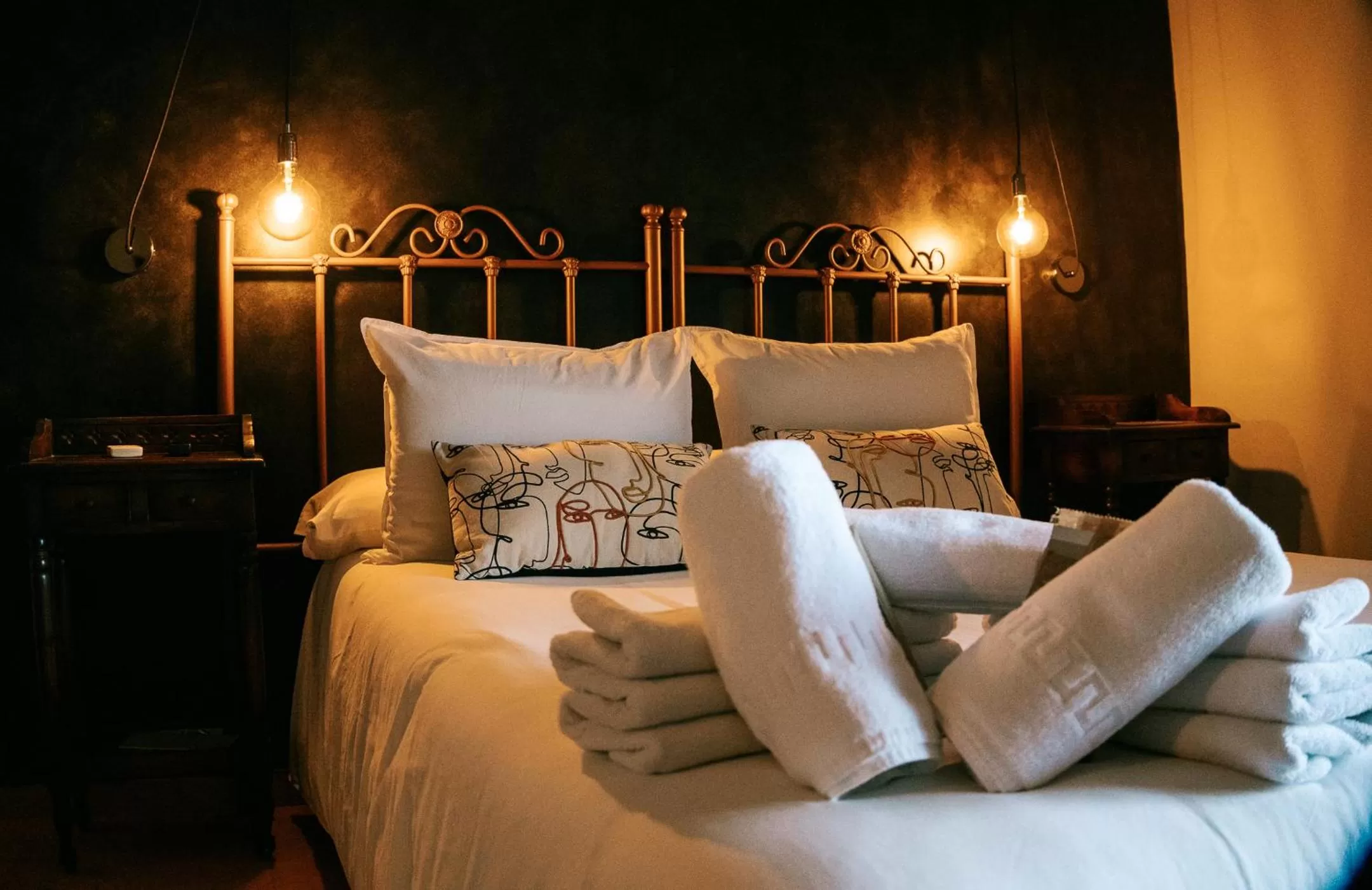 Bed in Hospedería Ballesteros