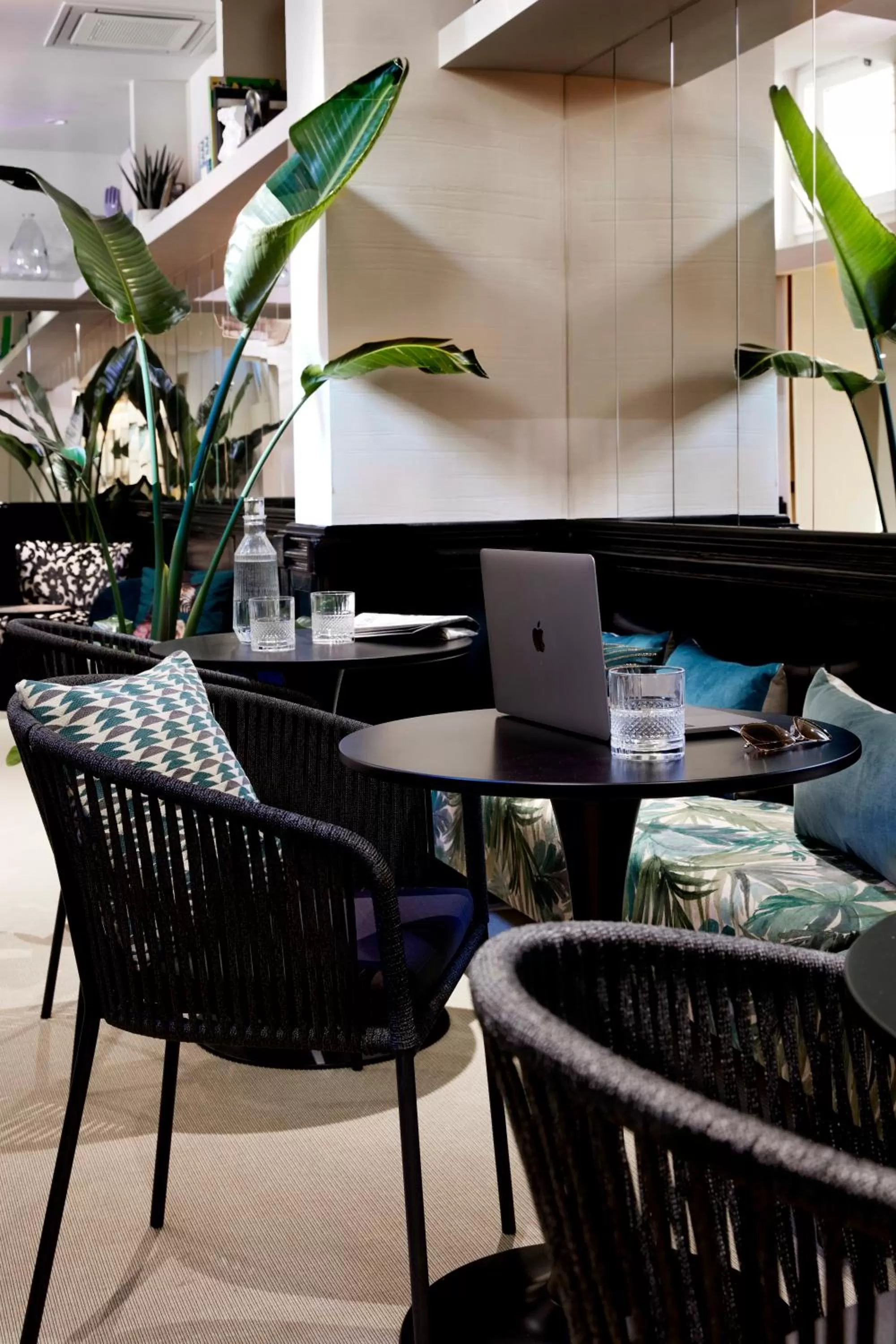 Meeting/conference room in HOTEL VITE - By Naman Hotellerie