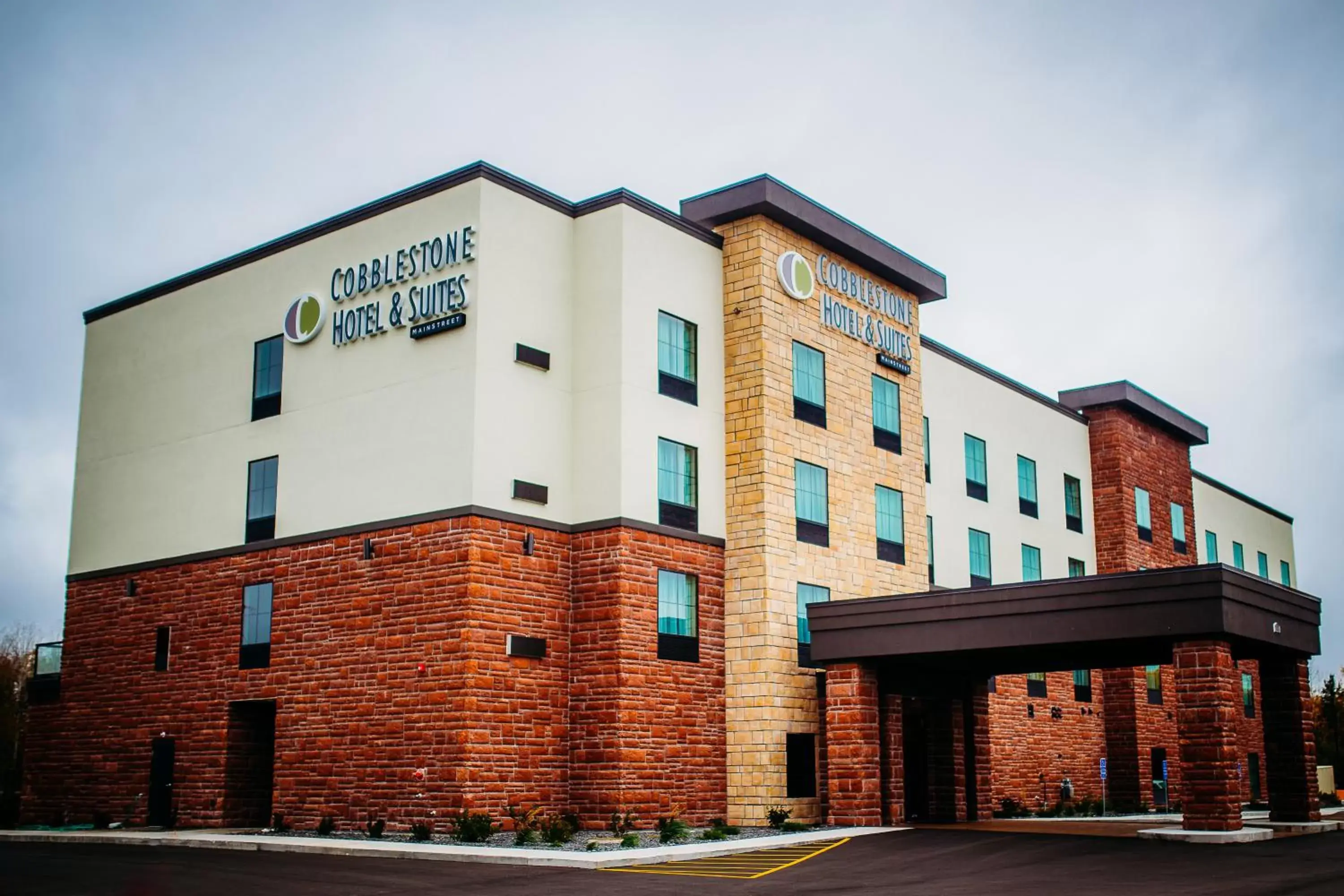 Cobblestone Hotel & Suites International Falls Cobblestone Hotel & Suites International Falls
