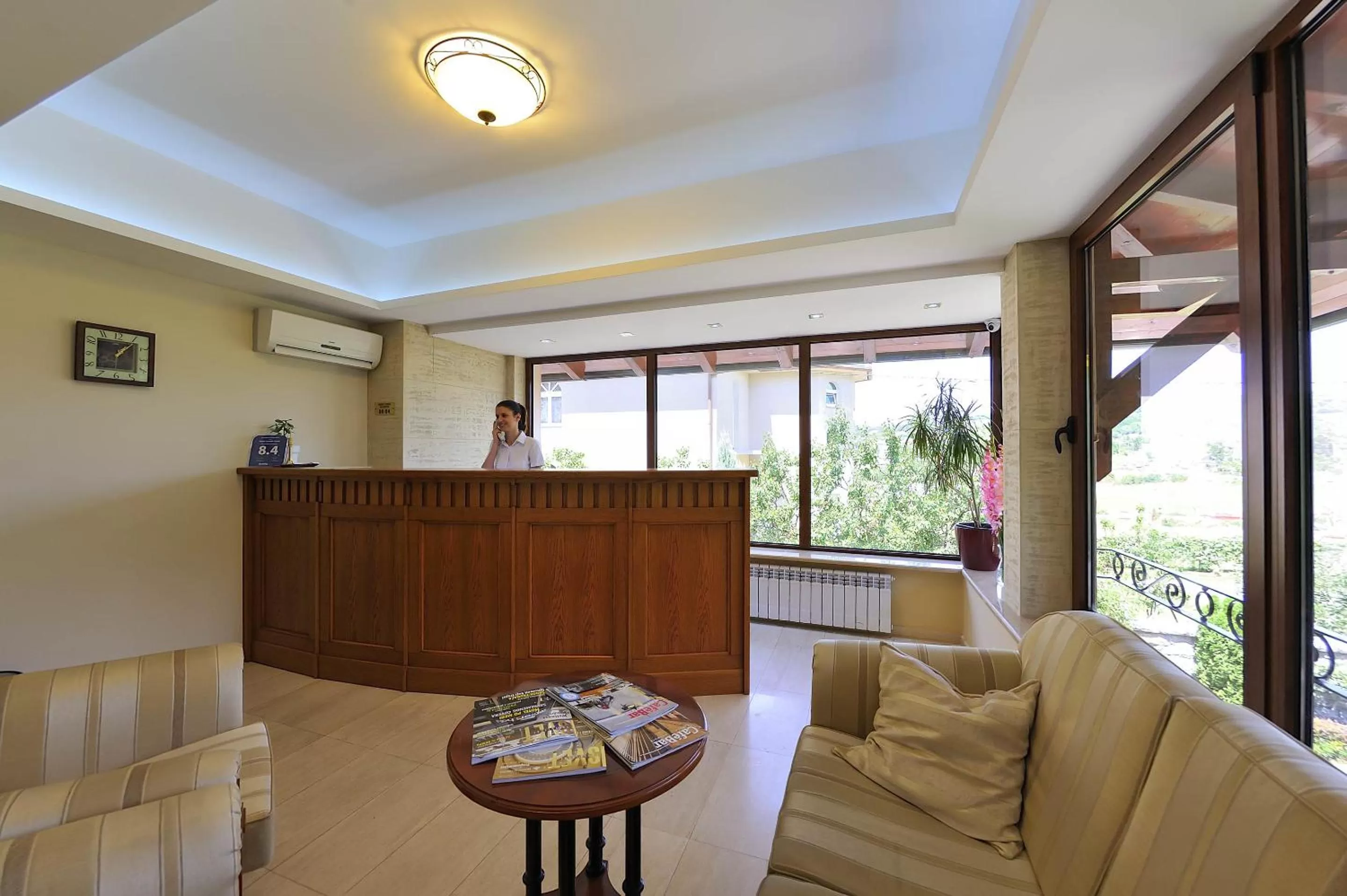 Staff, Lobby/Reception in Hotel Sucevic Garni