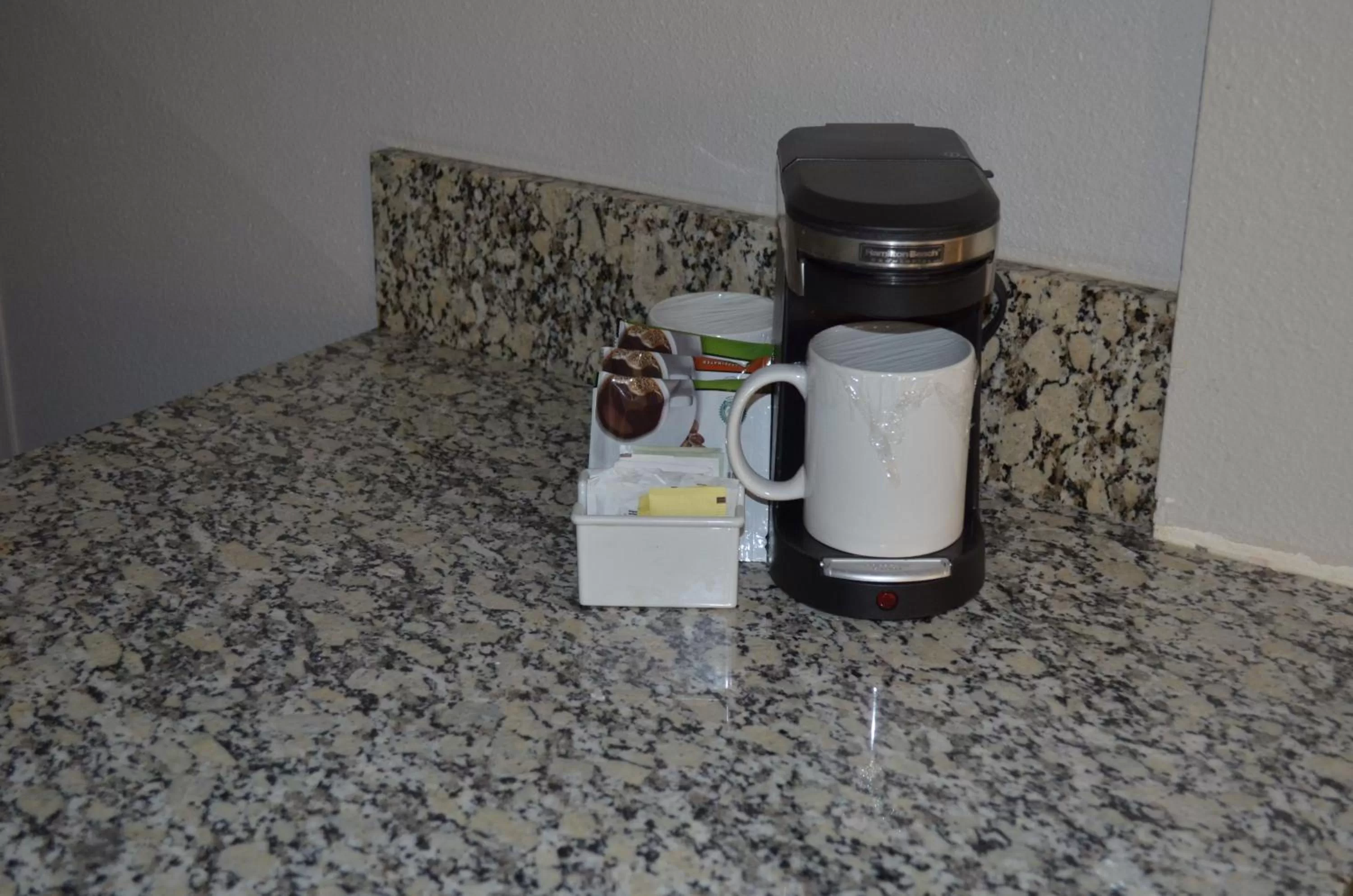 Coffee/Tea Facilities in Shilo Inns Suites The Dalles