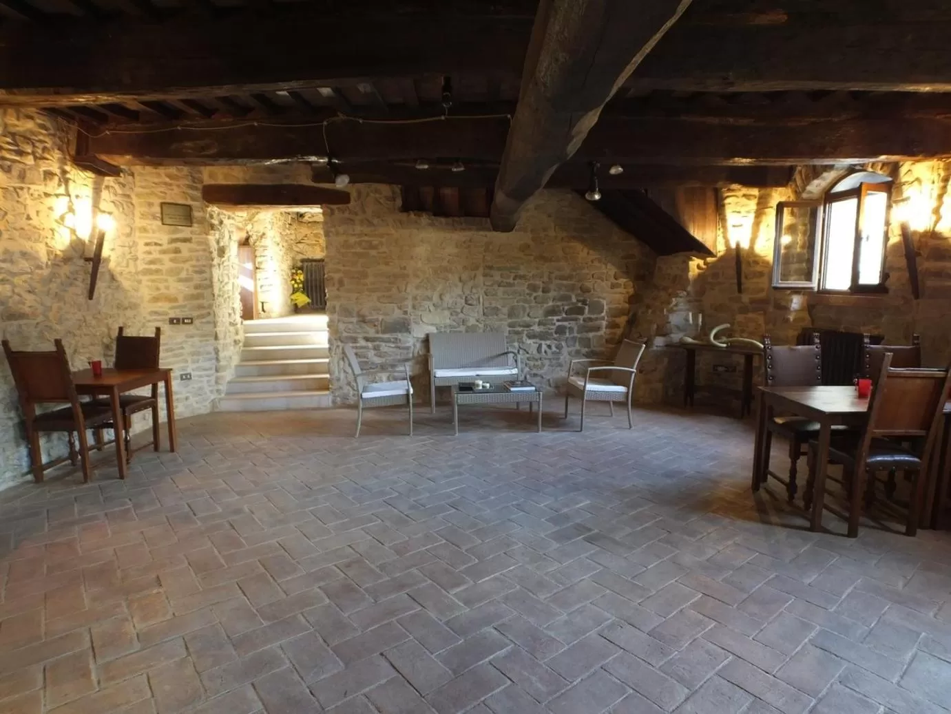 Lounge or bar in Castello Di Giomici