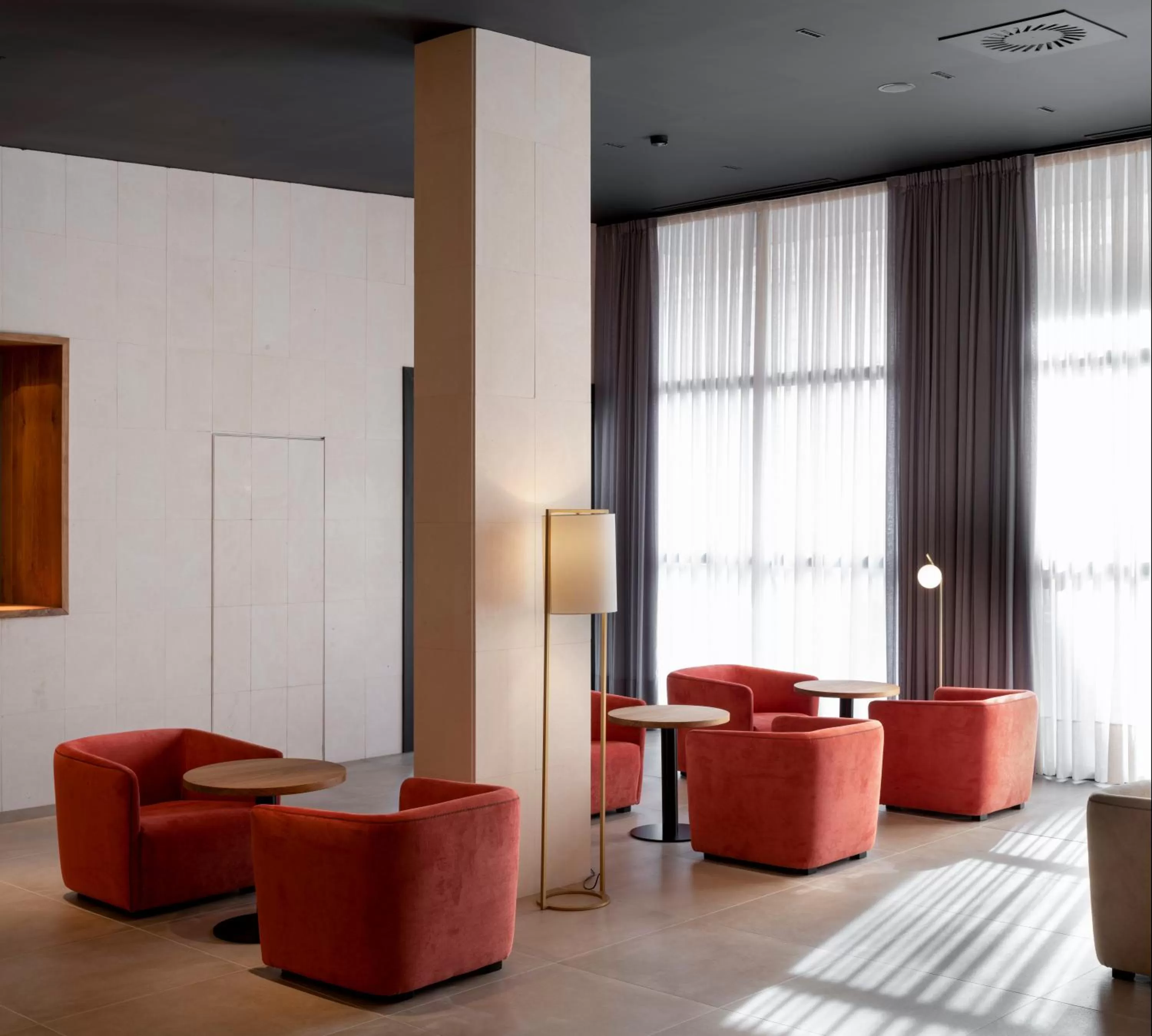 Lounge or bar in Hotel Ciudad de Logroño