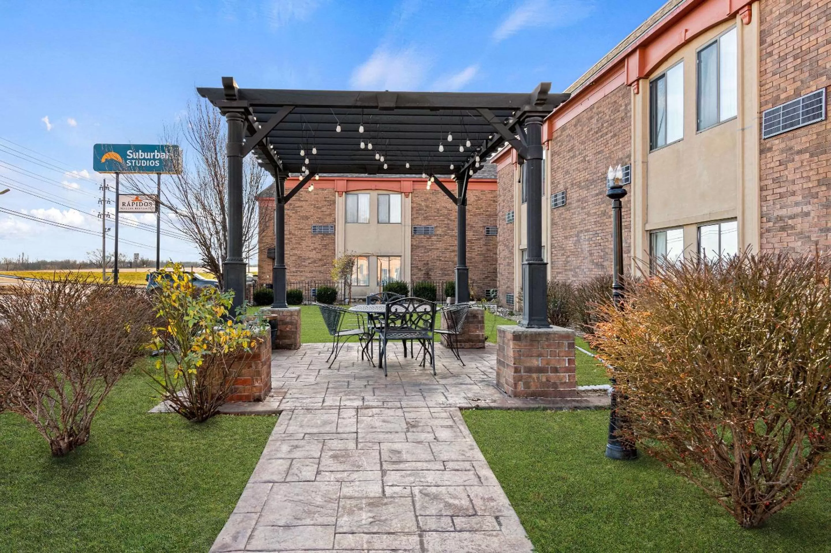 Other in Suburban Studios Kansas City Airport North