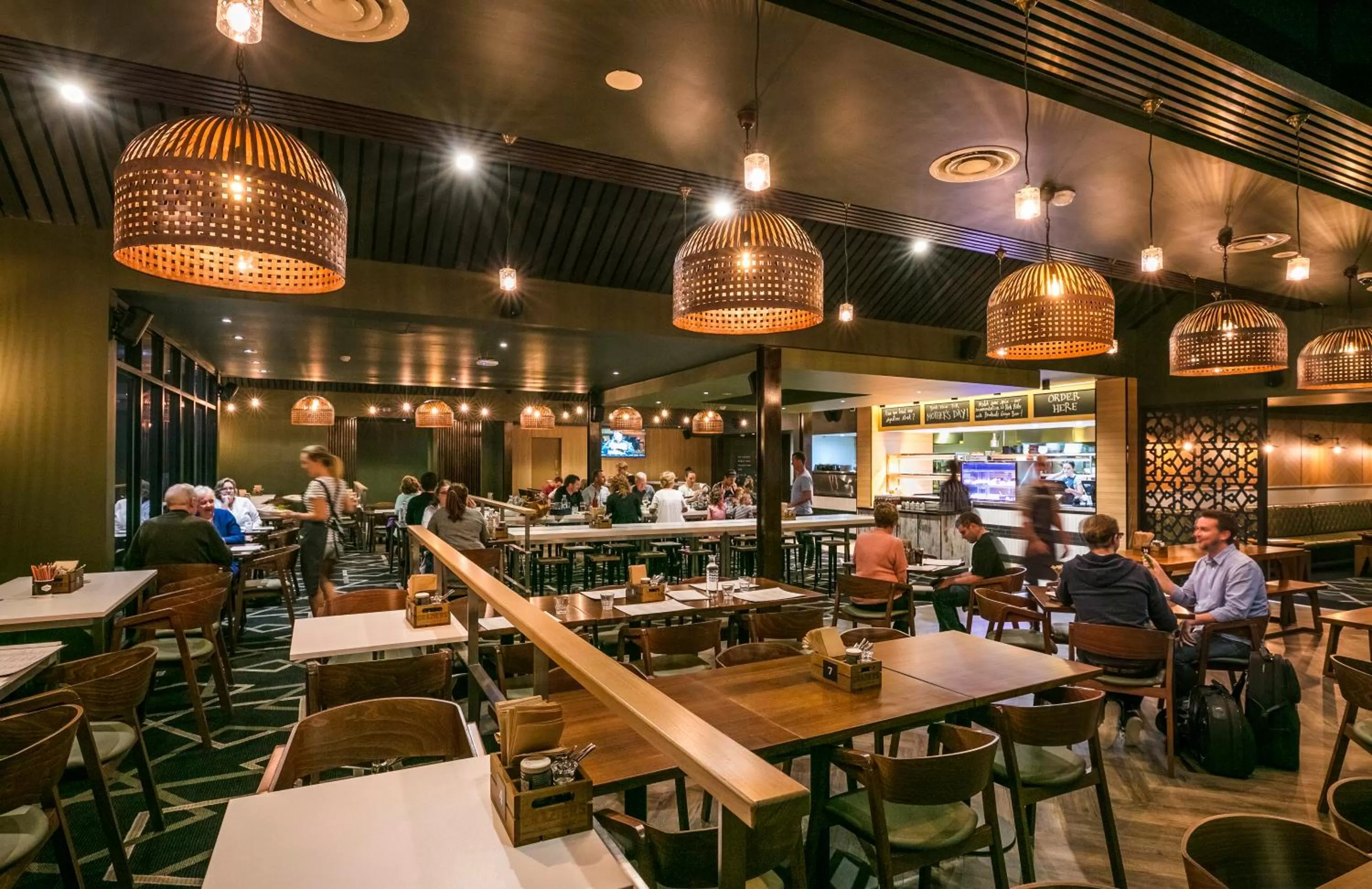 Restaurant/places to eat in Nightcap at Caringbah Hotel