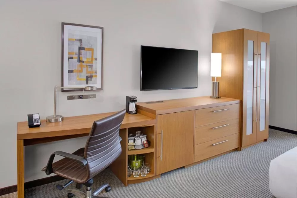 King Room with Sofa Bed in Hyatt Place Dallas/Allen