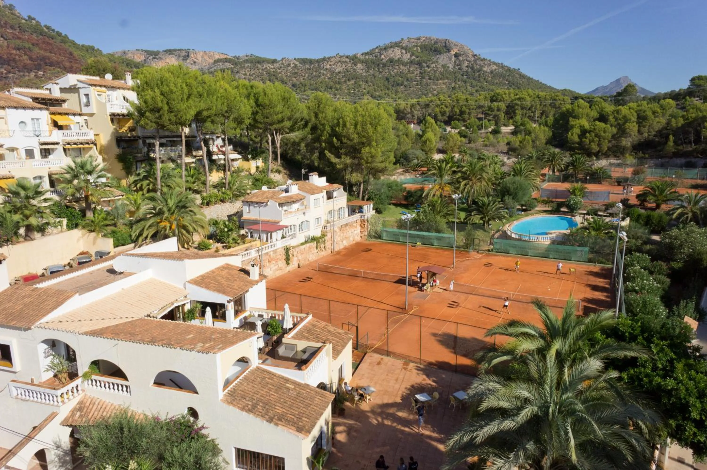 Tennis court in Hotel Cupidor