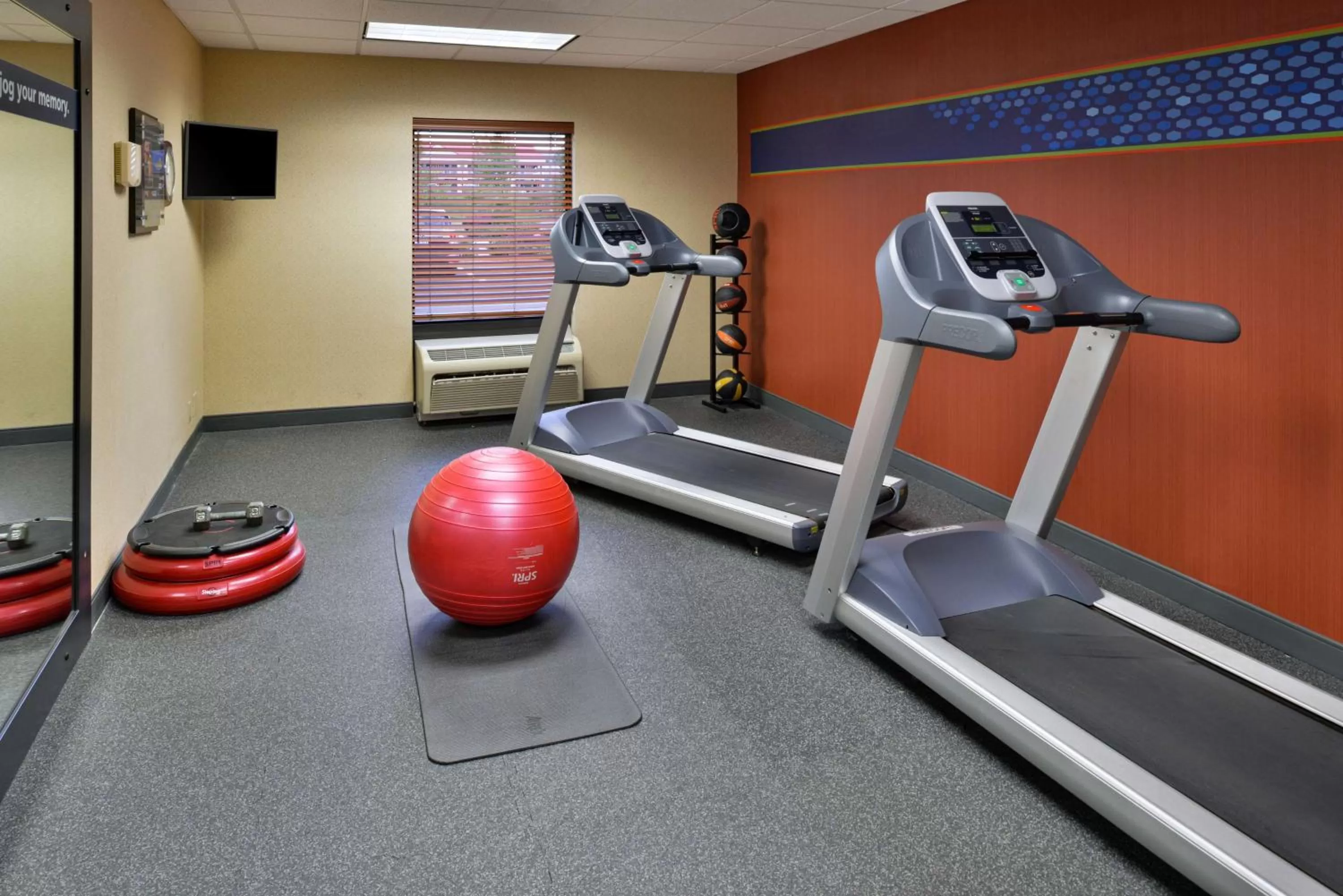 Fitness centre/facilities in Hampton Inn Wytheville