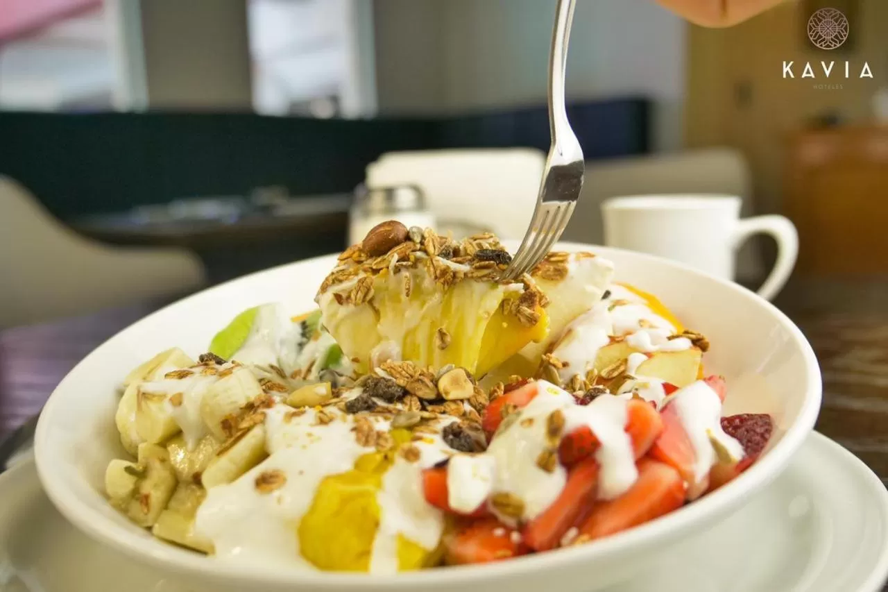 Food and drinks in KAVIA MEOQUI HOTEL & SUITES