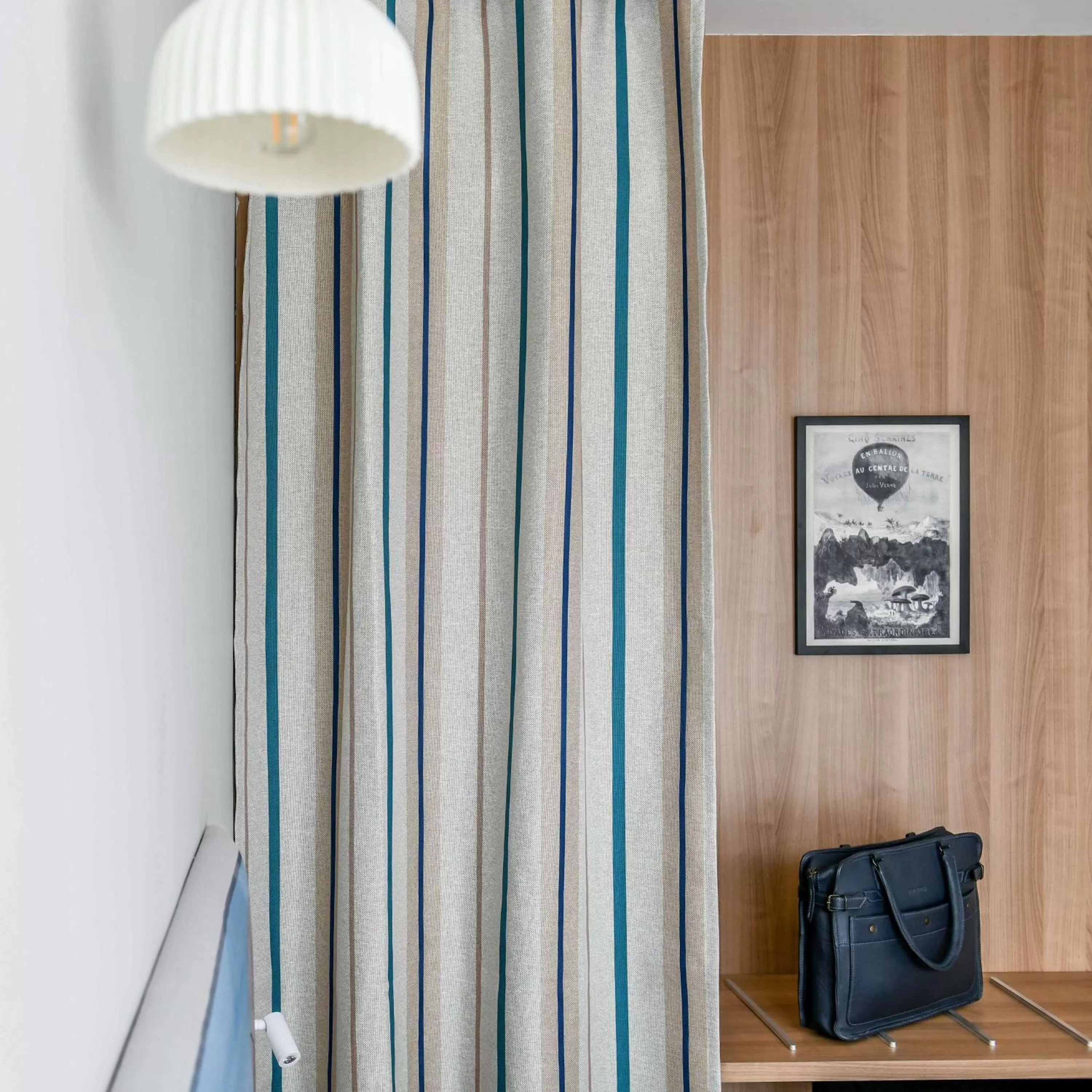 Photo of the whole room in Hôtel Jules Verne Biarritz