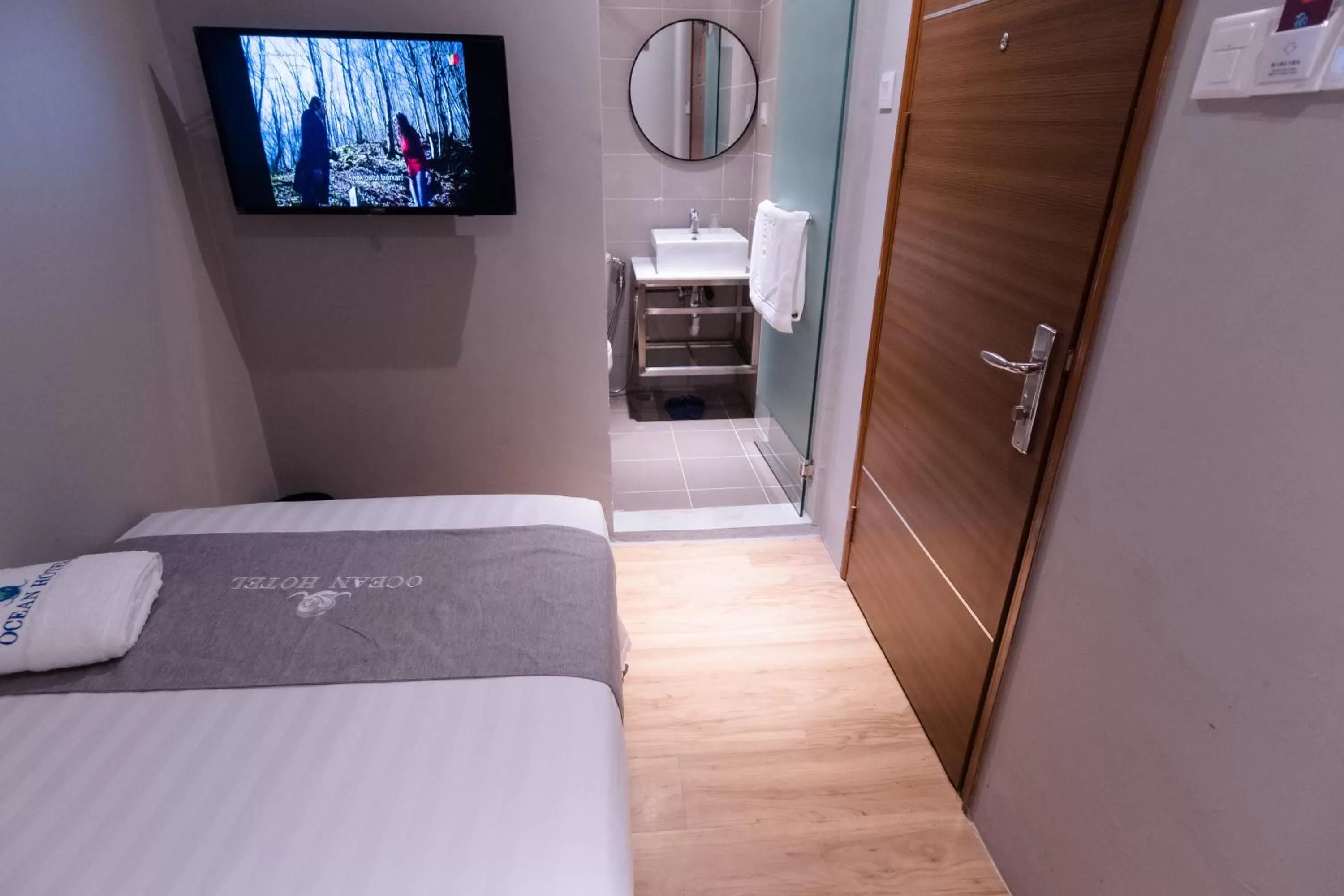 Photo of the whole room, Bed in OCEAN HOTEL