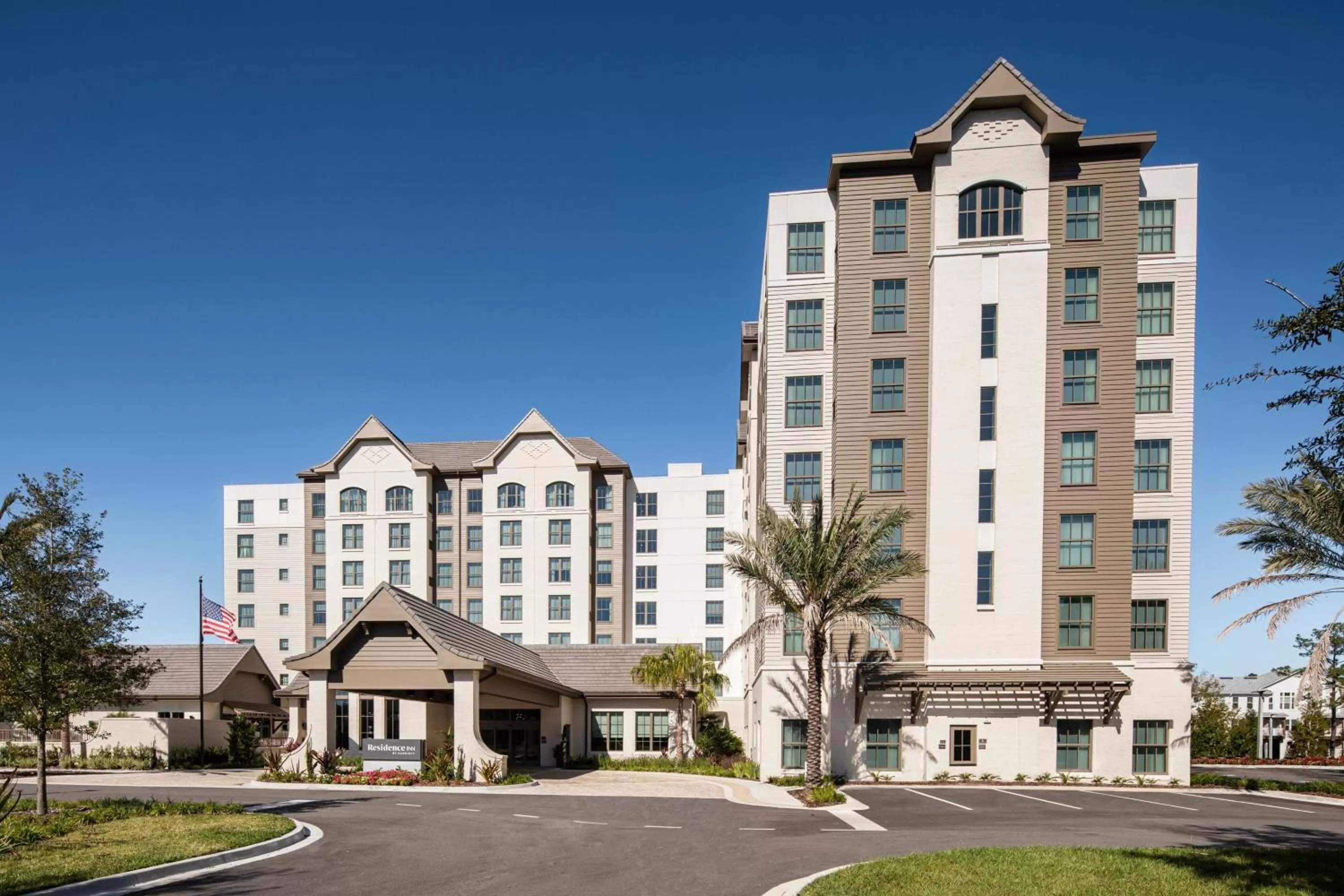 Property building in Residence Inn By Marriott Jacksonville-Mayo Clinic Area