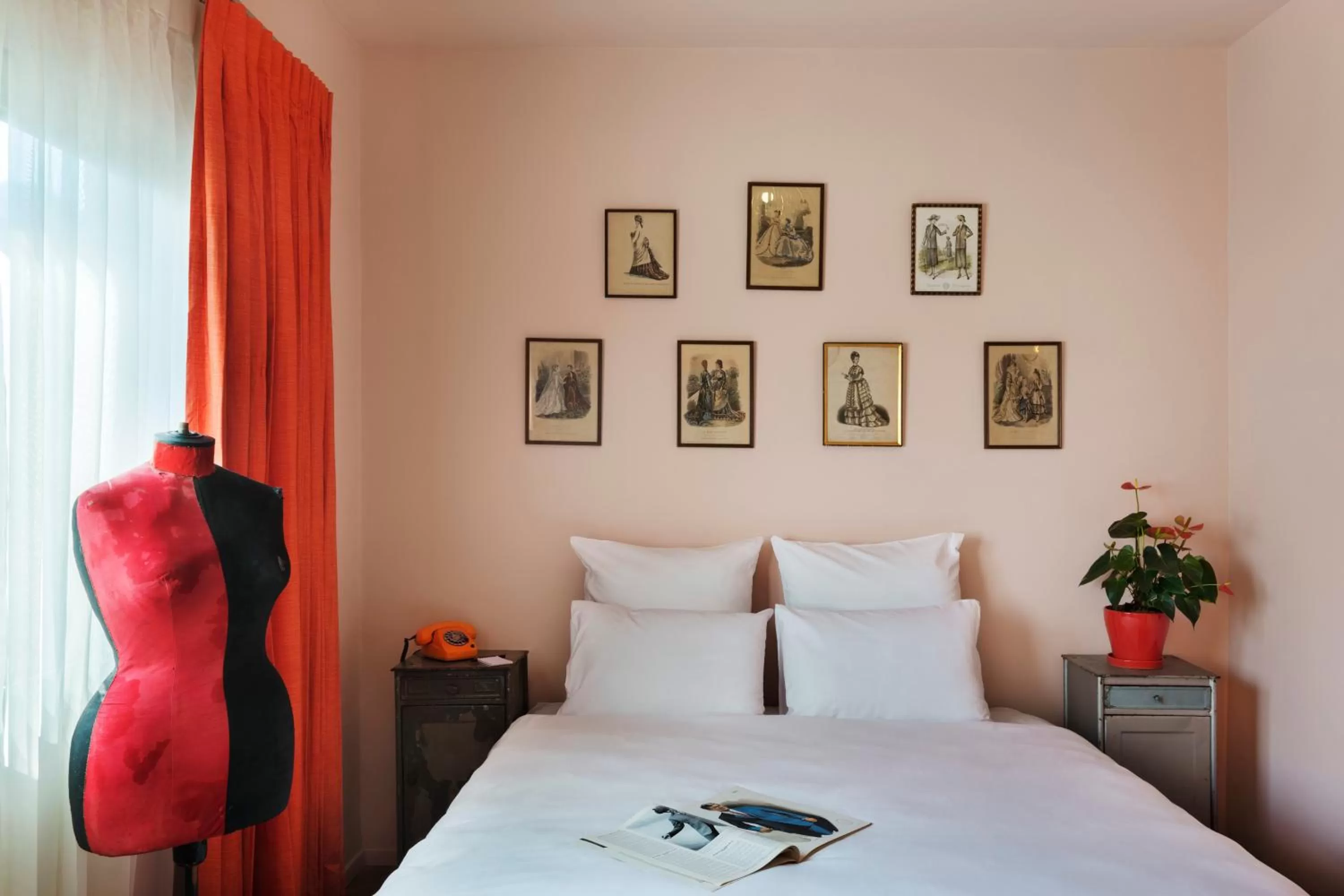 Bedroom, Bed in Dave Gordon, a member of Brown Hotels