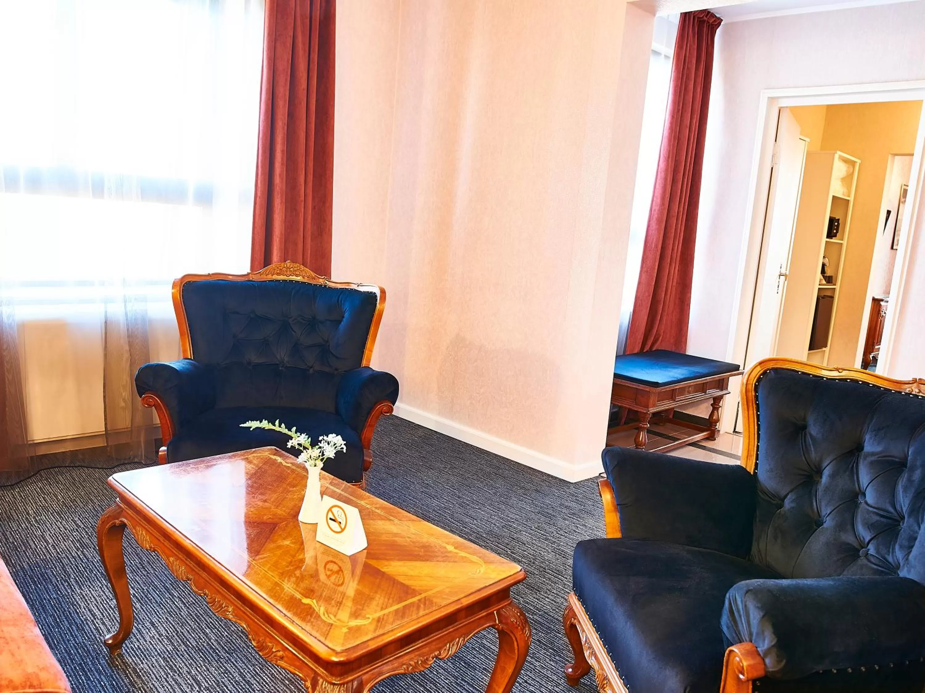 Living room in Continental Forum Tirgu Mures