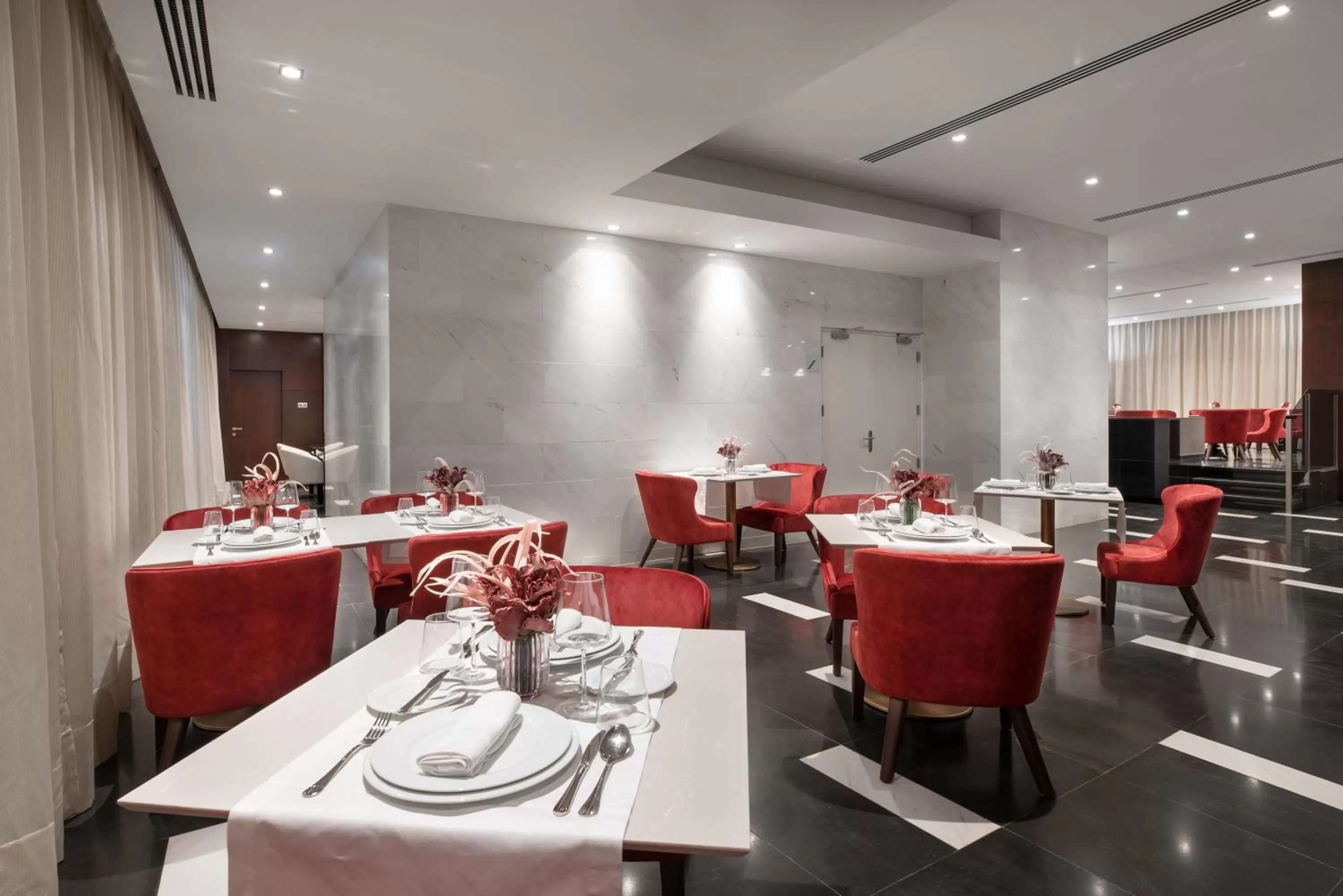 Restaurant/places to eat in Eurostars Das Letras