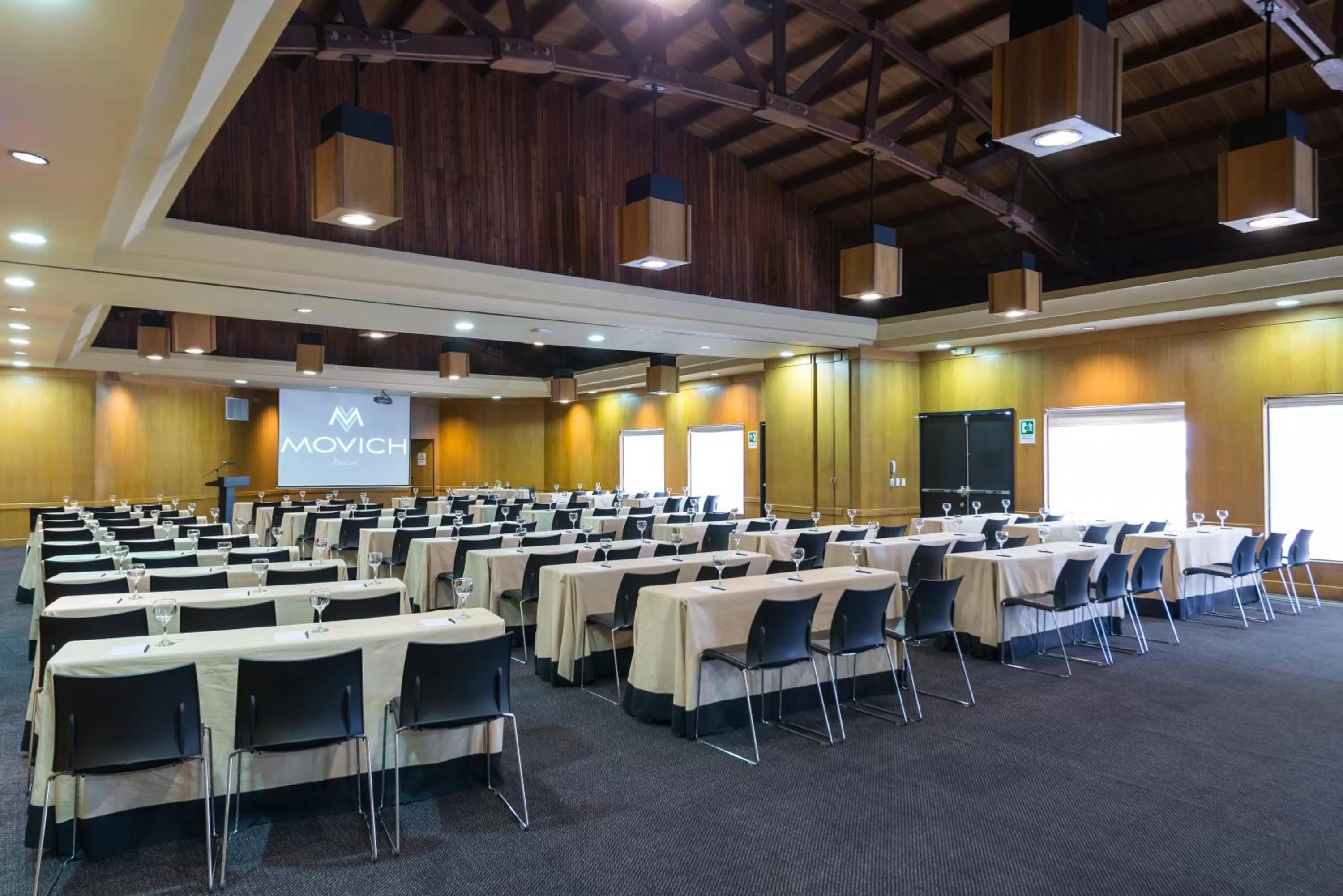 Meeting/conference room in Movich Hotel de Pereira
