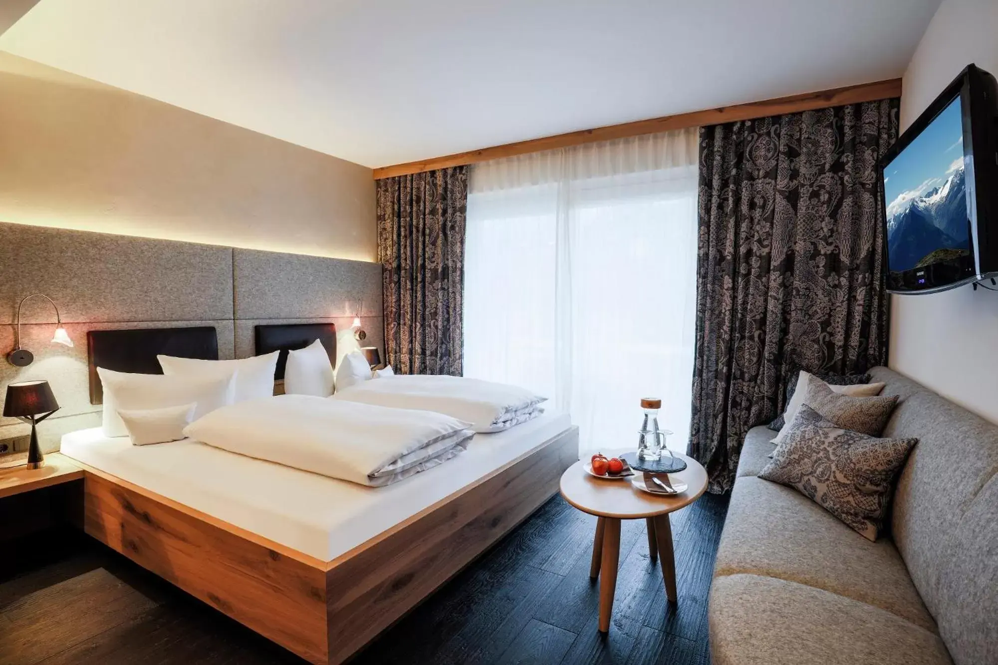 Superior Double Room in Hotel Staudacherhof History & Lifestyle Superior Double Room in Hotel Staudacherhof History & Lifestyle
