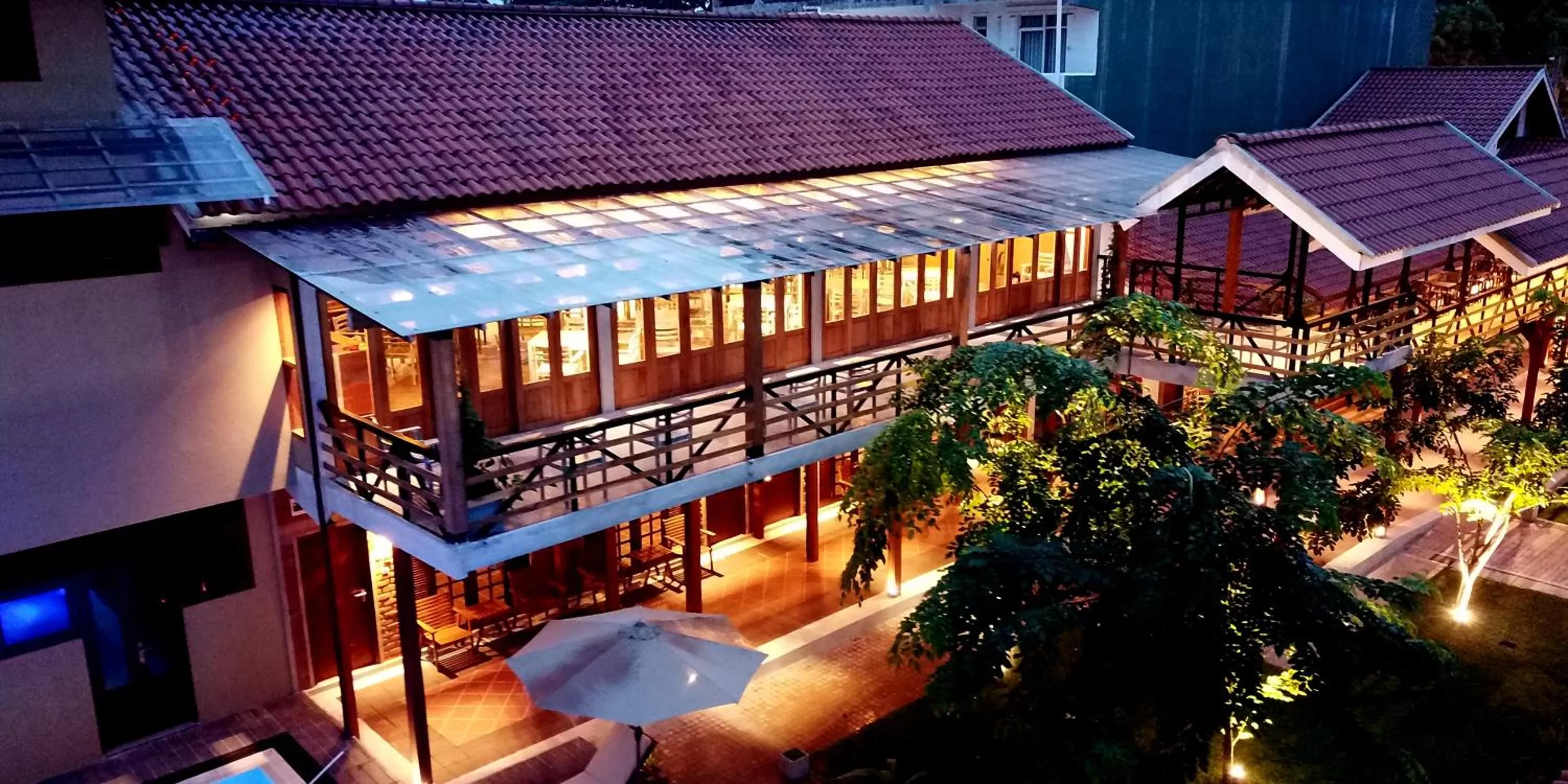 Property building in Olinia Airport Hotel