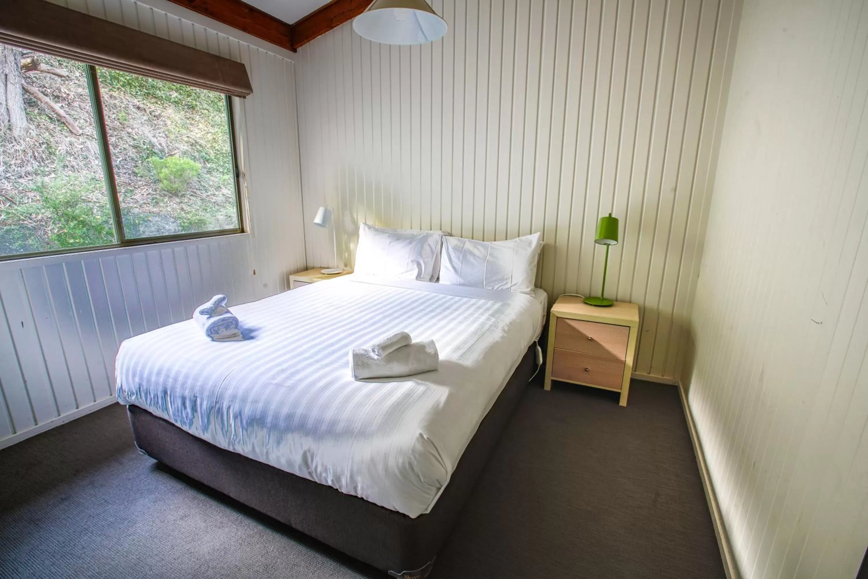 Bedroom, Bed in Beacon Point Ocean View Villas