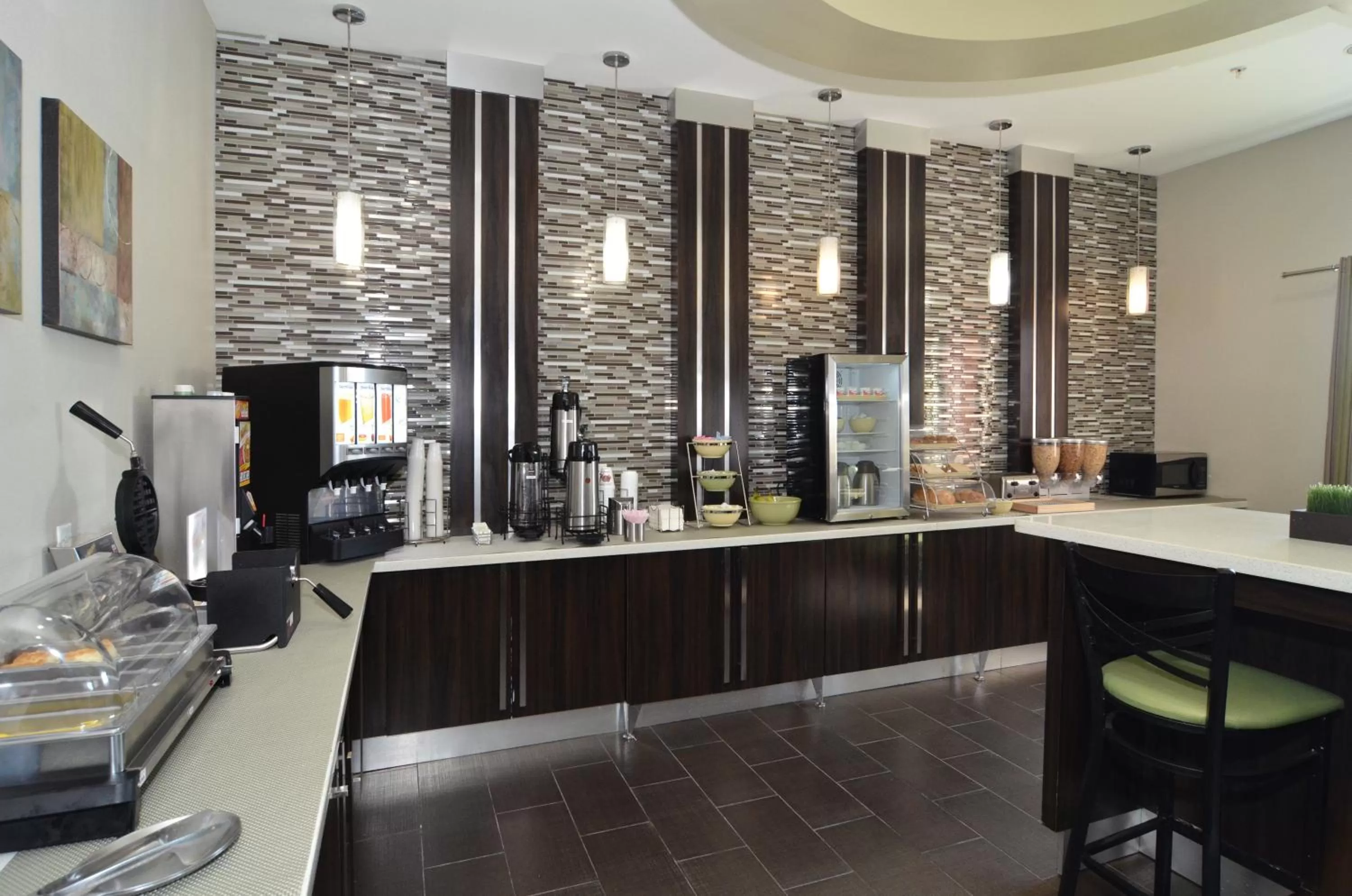 Quality Inn & Suites Kenedy - Karnes City