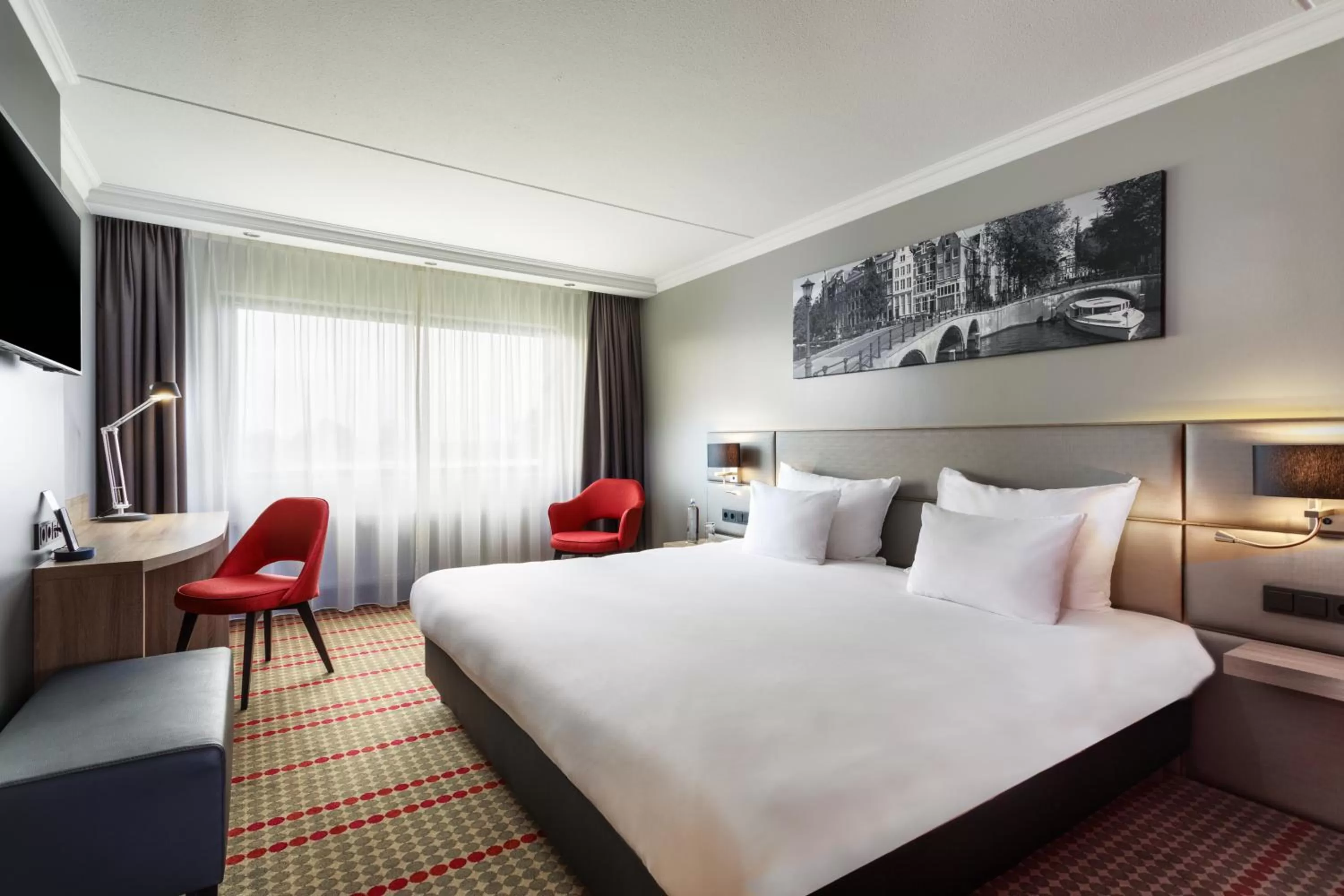 Bedroom, Bed in Ramada by Wyndham Amsterdam Airport Schiphol