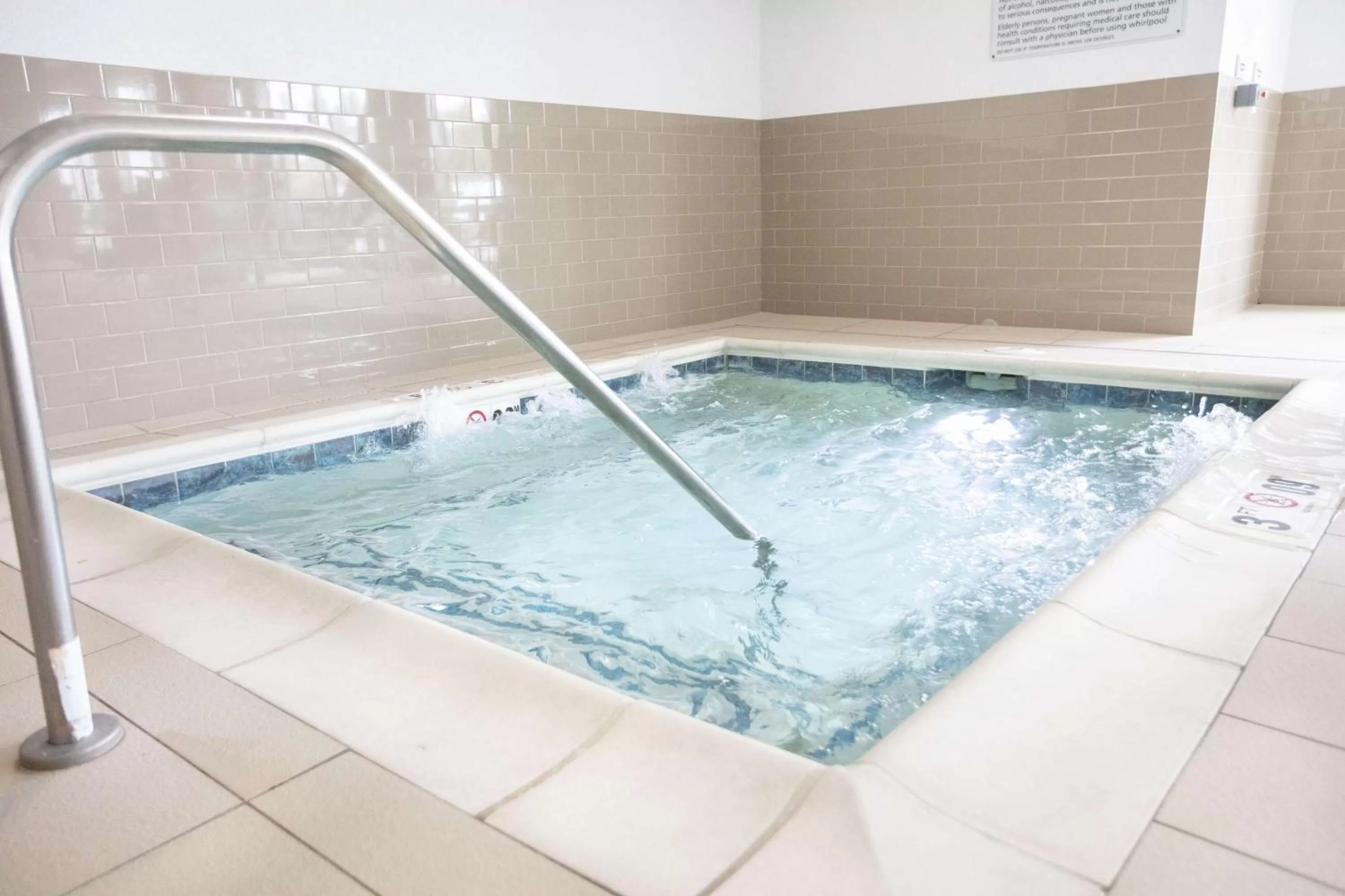 Sports in Hampton Inn Toledo Oregon