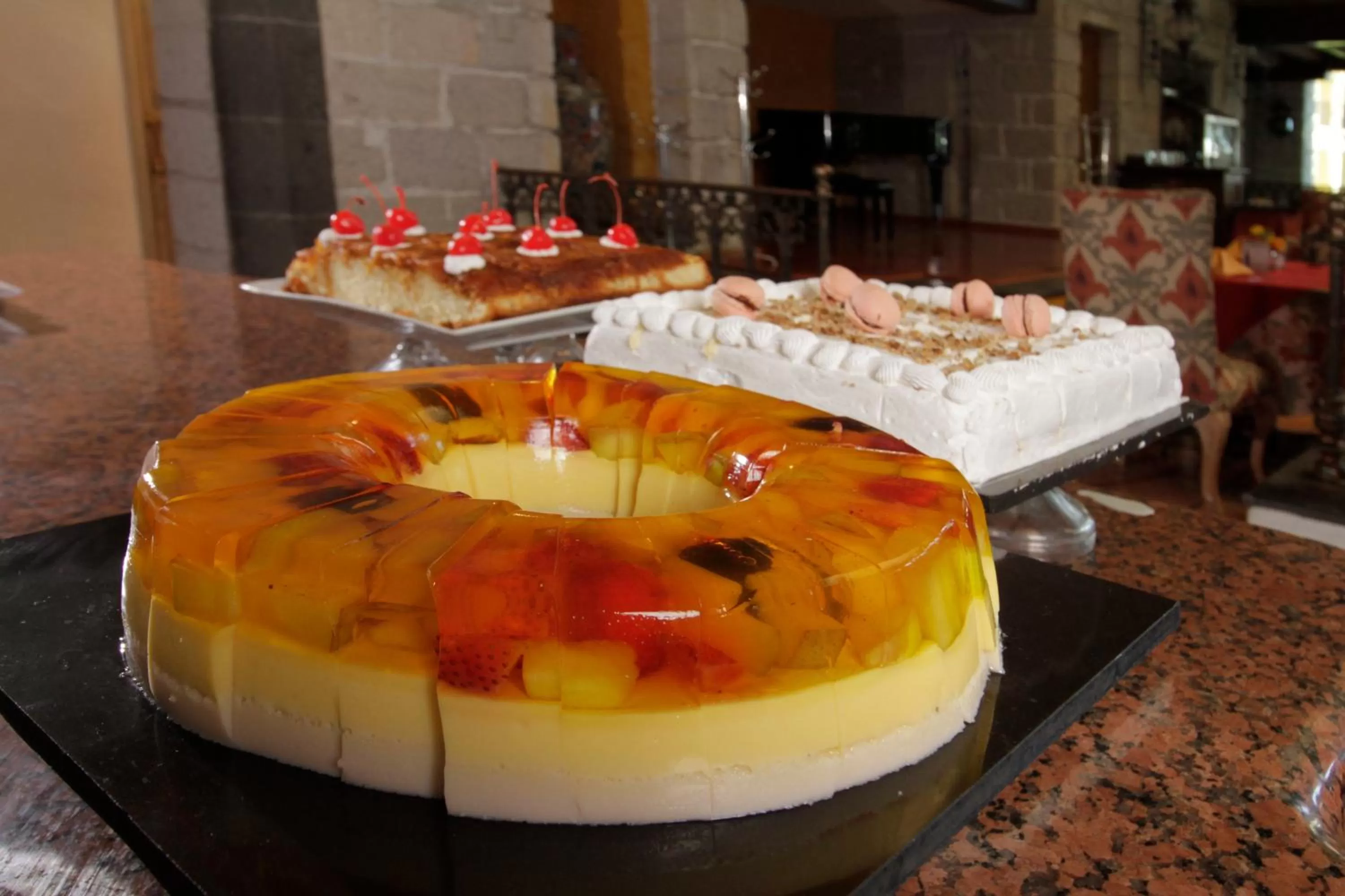 Restaurant/places to eat in Holiday Inn Queretaro Centro Historico by IHG