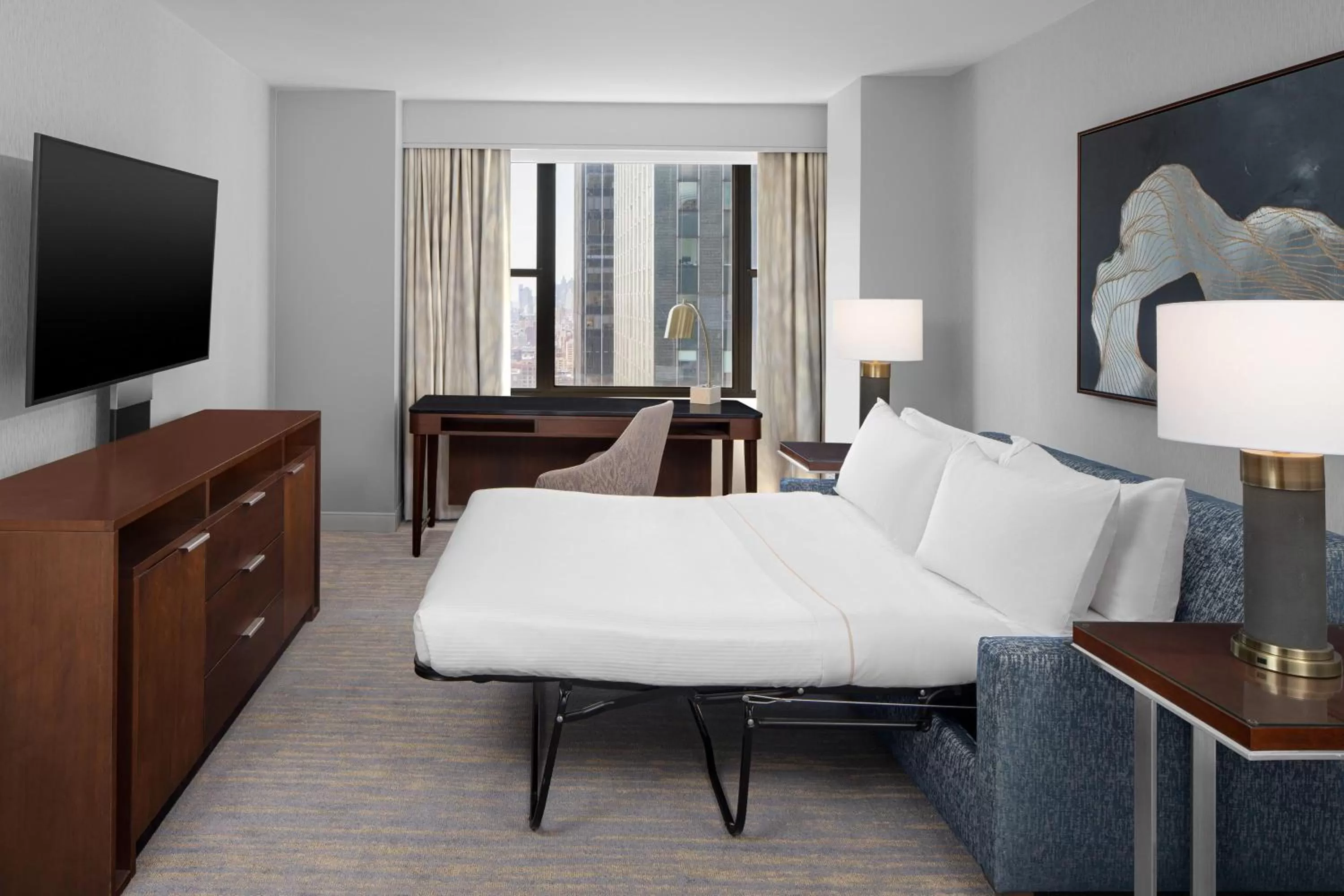 Bedroom, Bed in The Westin New York Grand Central