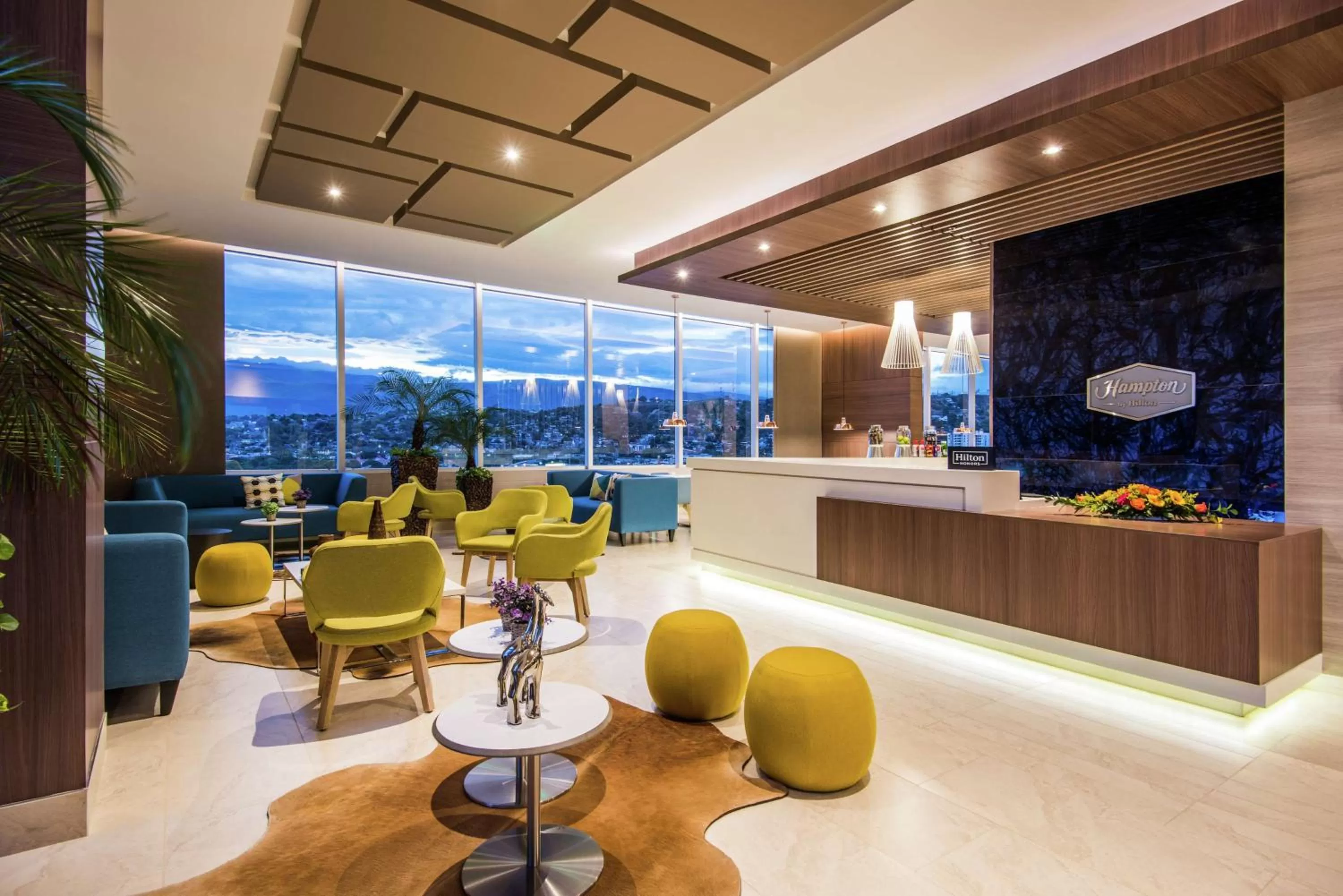 Lobby or reception in Hampton By Hilton Cucuta