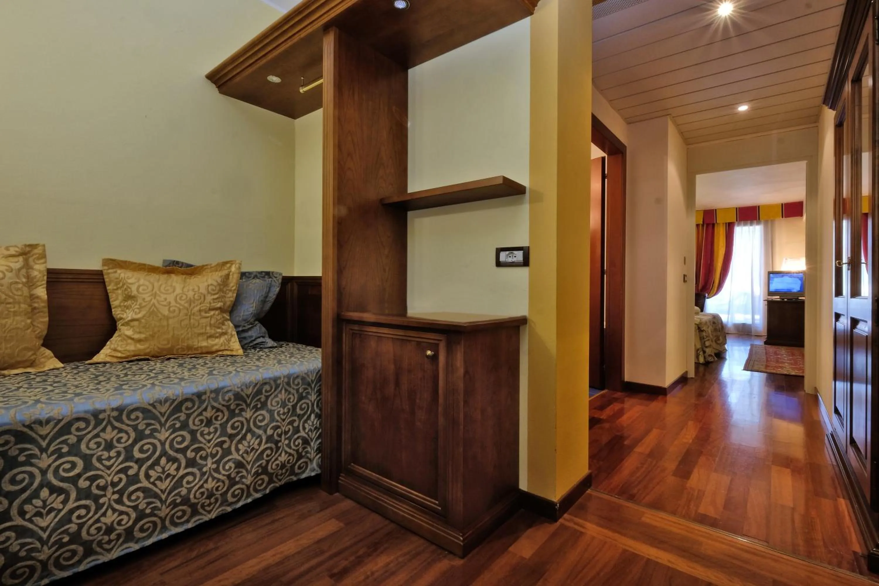 Bedroom, Bed in Villa Madrina Lovely and Dynamic Hotel