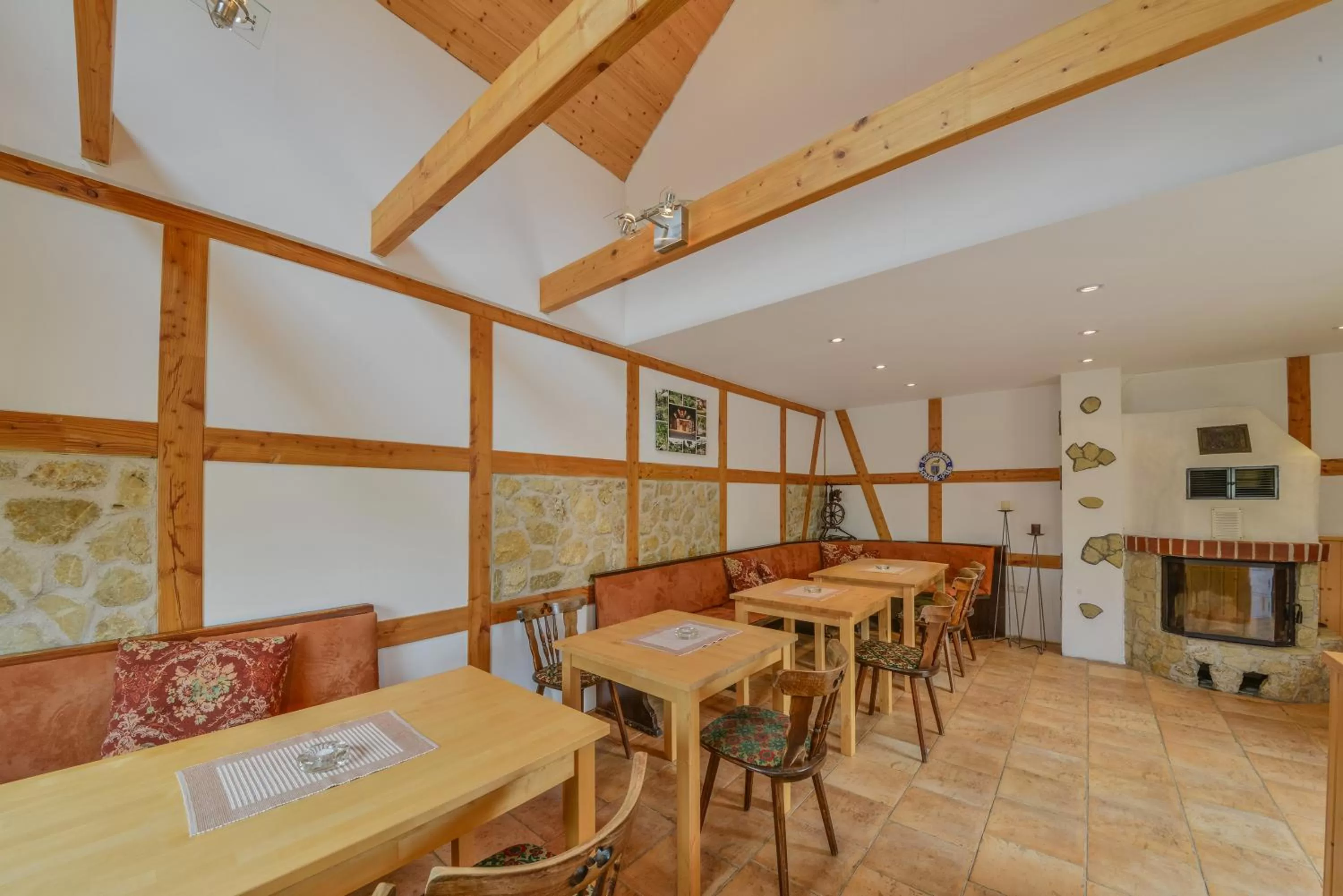 Restaurant/places to eat in Bei Meier`s zum weißen Roß