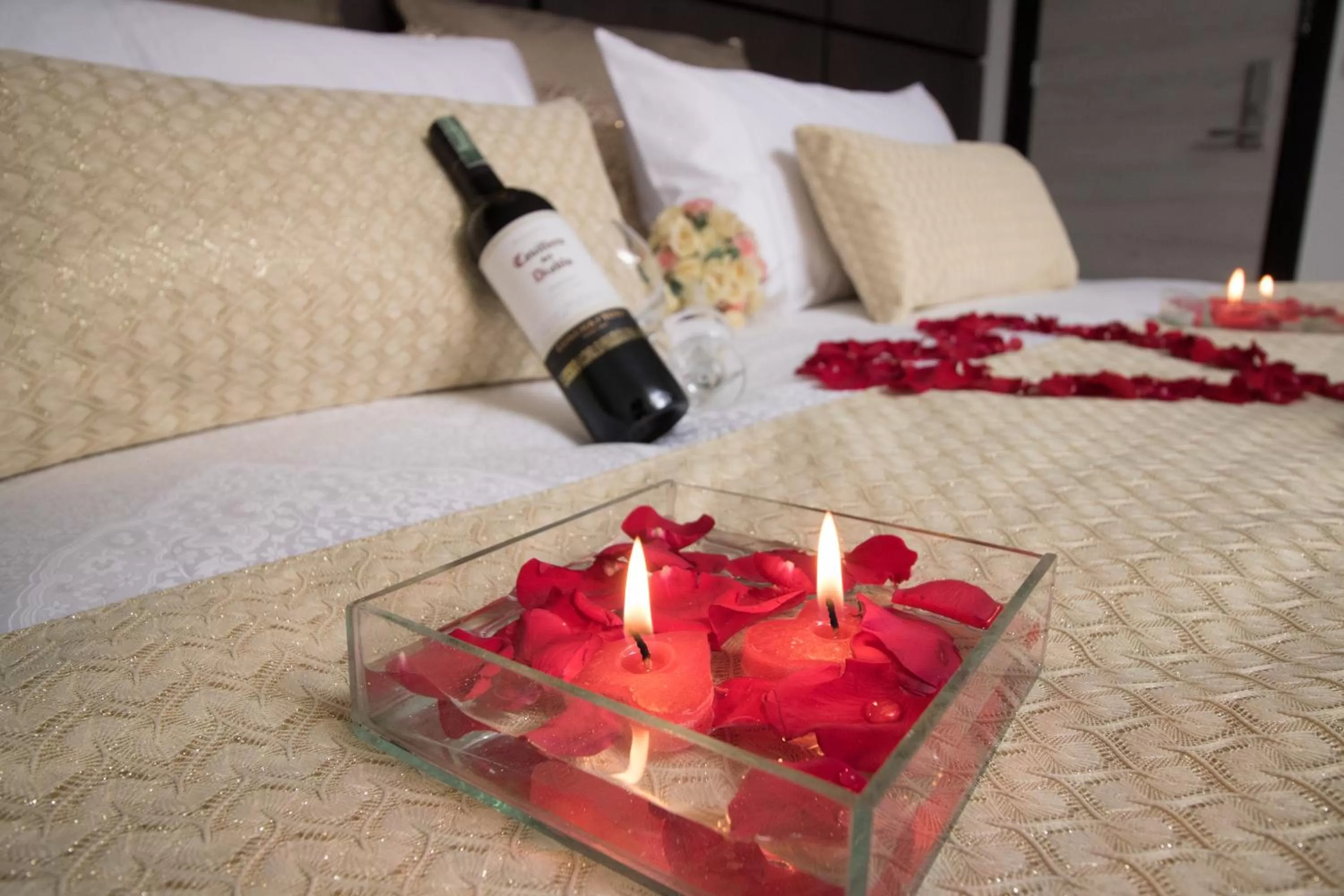 Bedroom in Hotel American Visa Tower