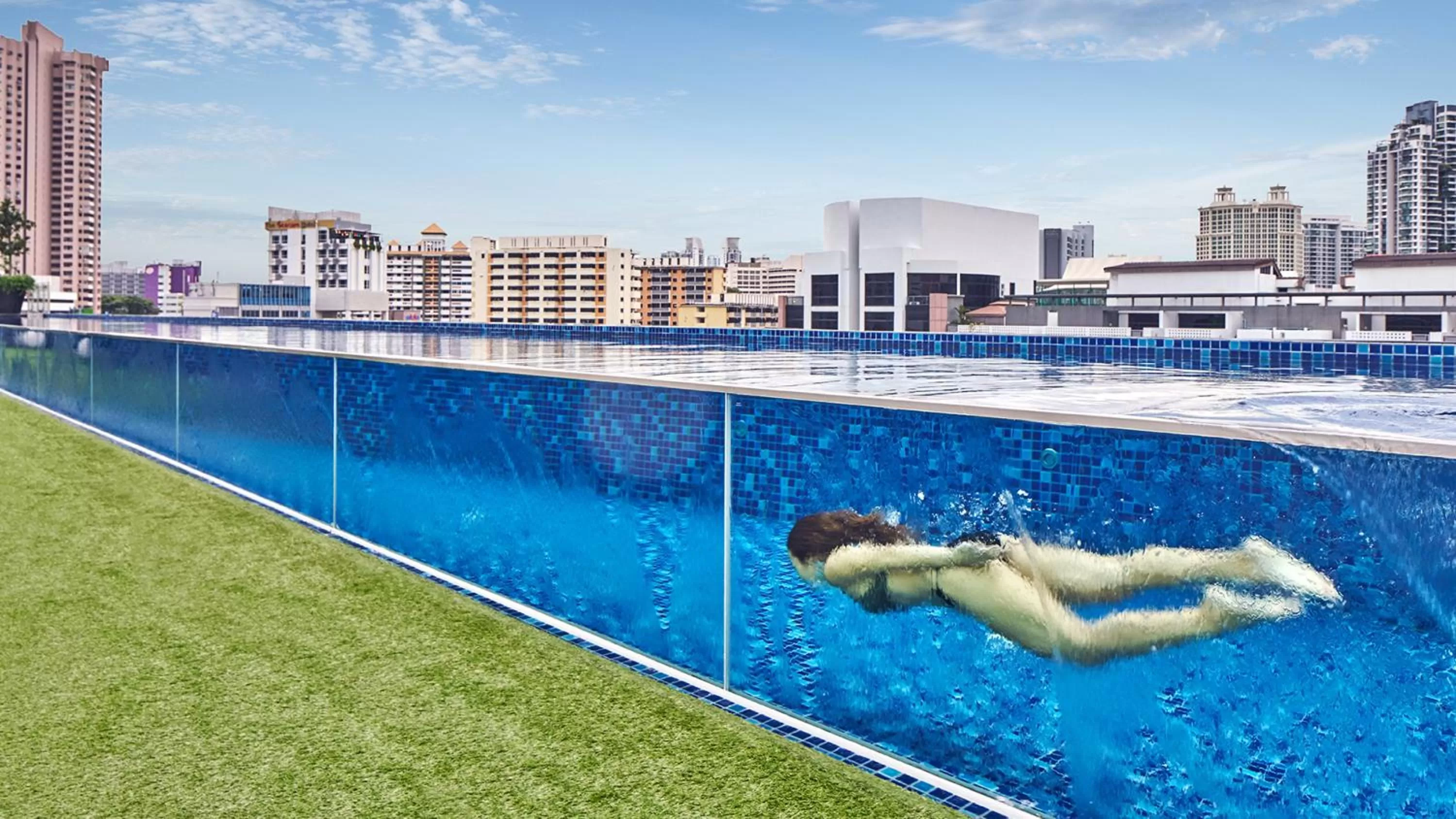 Swimming pool in Holiday Inn Express Singapore Clarke Quay by IHG